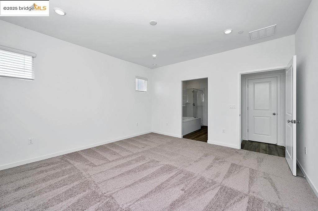 Detail Gallery Image 5 of 13 For 354 Astilbe Street, Discovery Bay,  CA 94505 - 3 Beds | 2 Baths