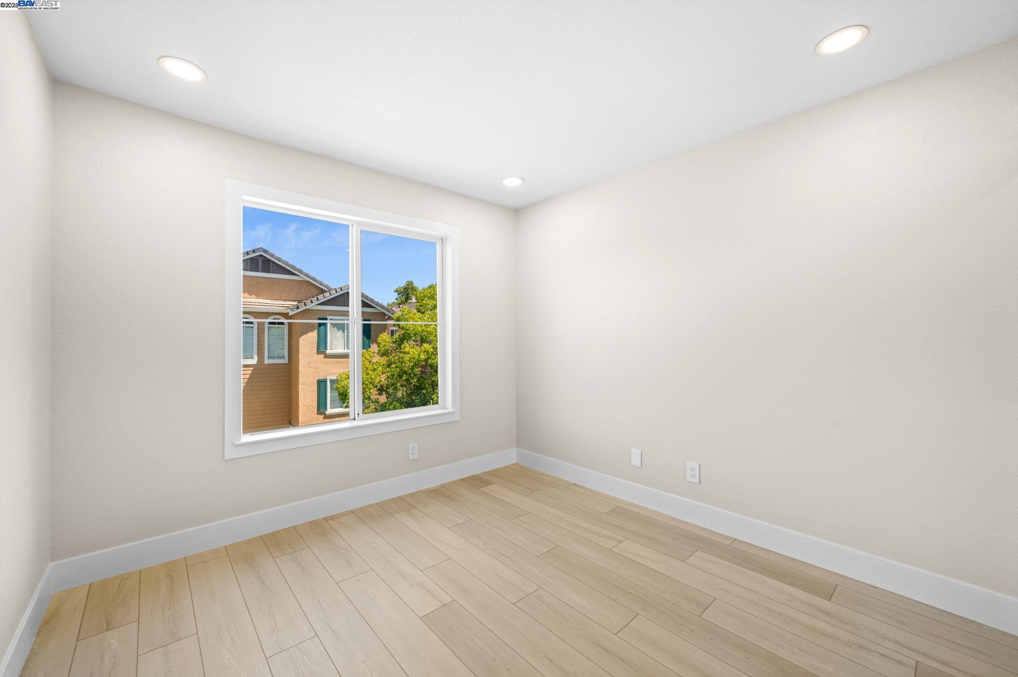 Photo #35: 41112977 Listing: Photo #35