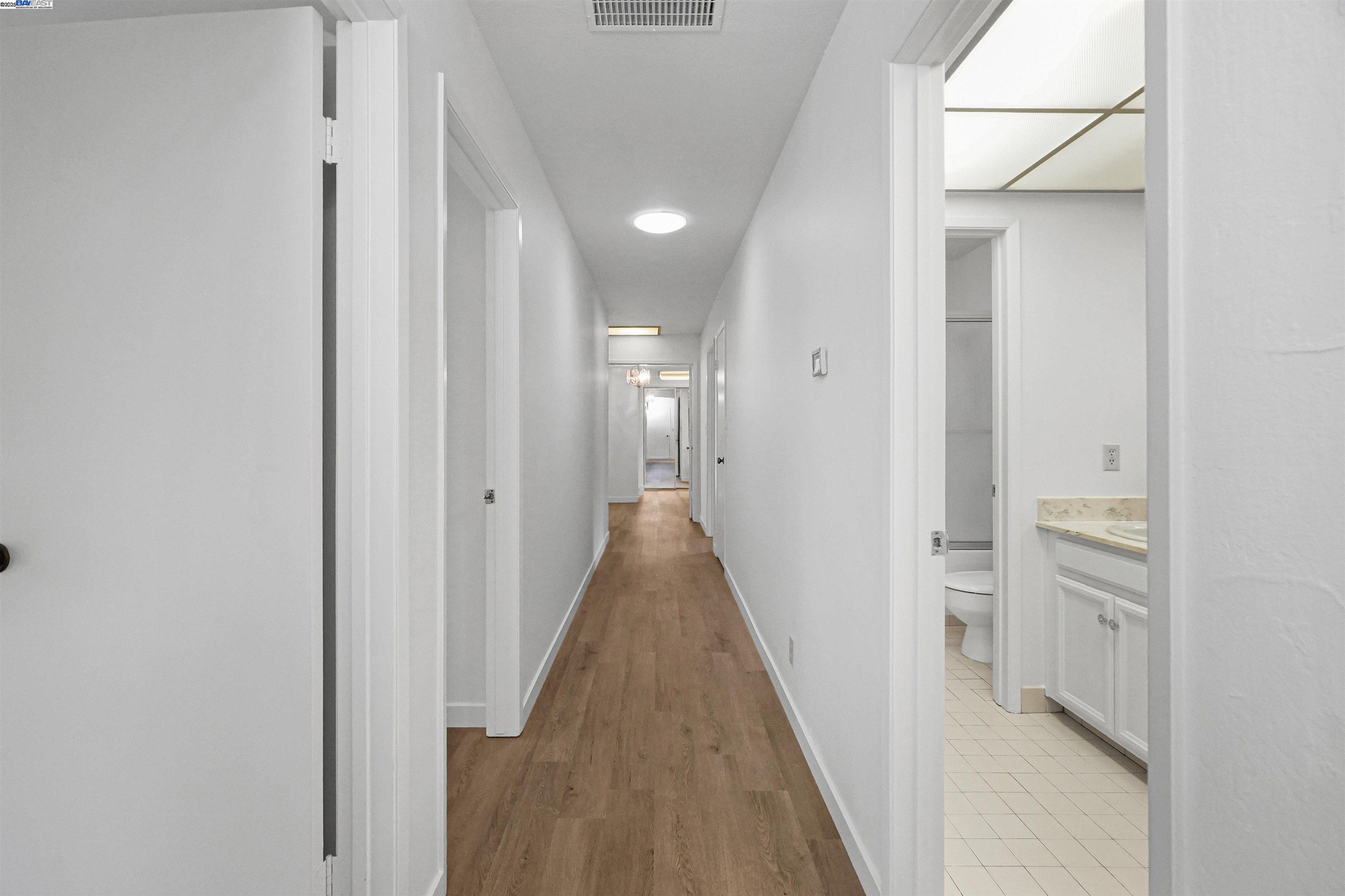 Detail Gallery Image 21 of 51 For 817 Cheyenne Dr, Walnut Creek,  CA 94598 - 5 Beds | 2/1 Baths