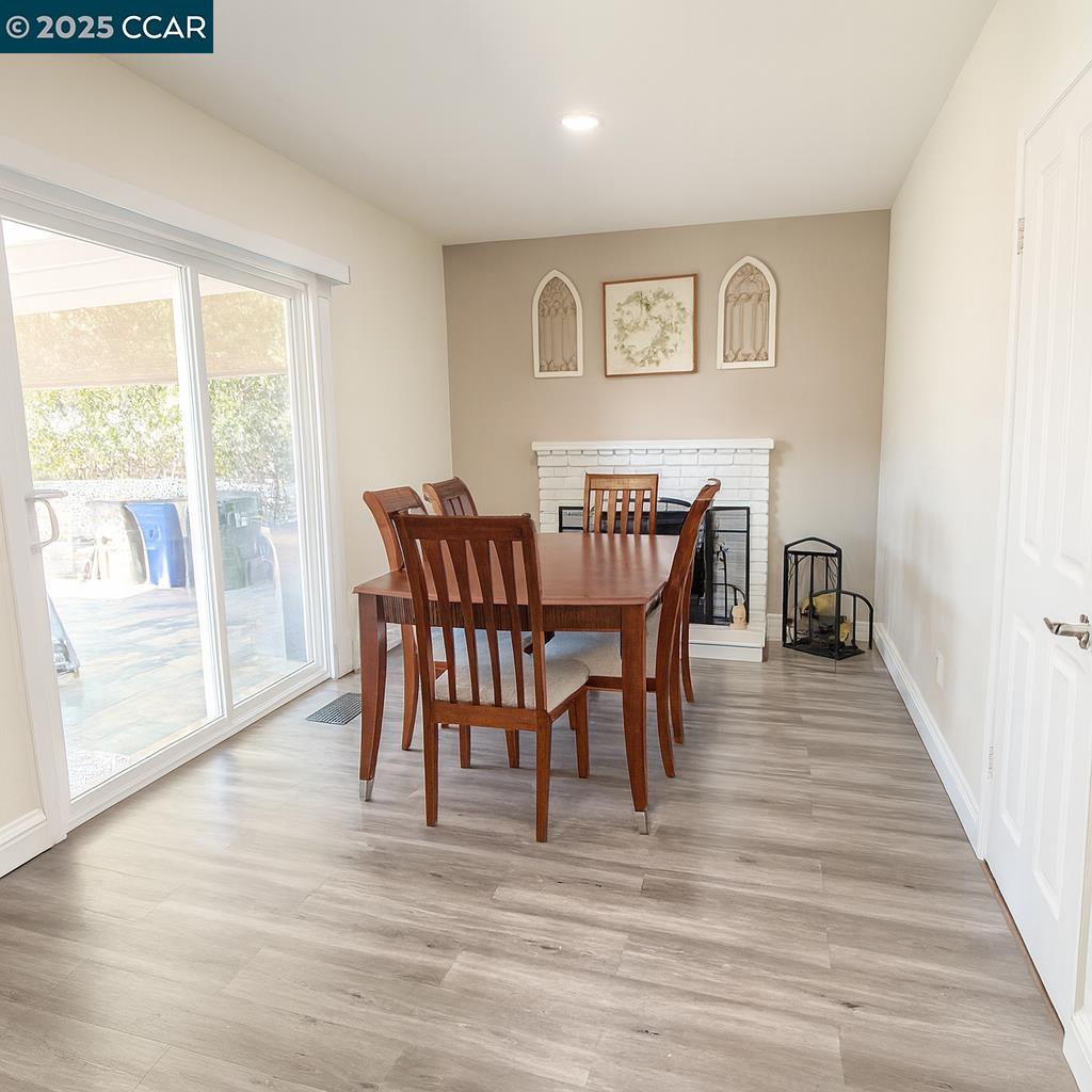 Detail Gallery Image 6 of 18 For 814 Elm Way, Rio Vista,  CA 94571 - 3 Beds | 2/1 Baths