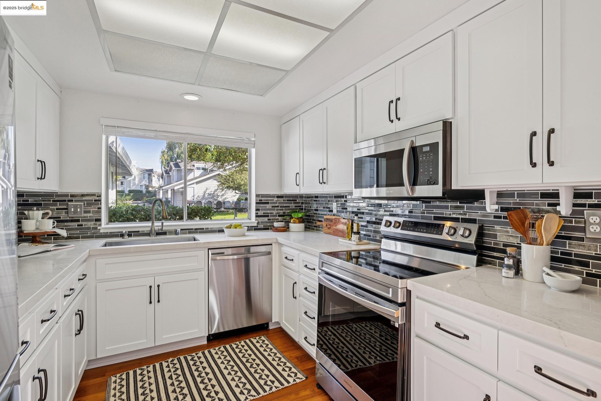 Photo #16: 41112994 Listing: Photo #16