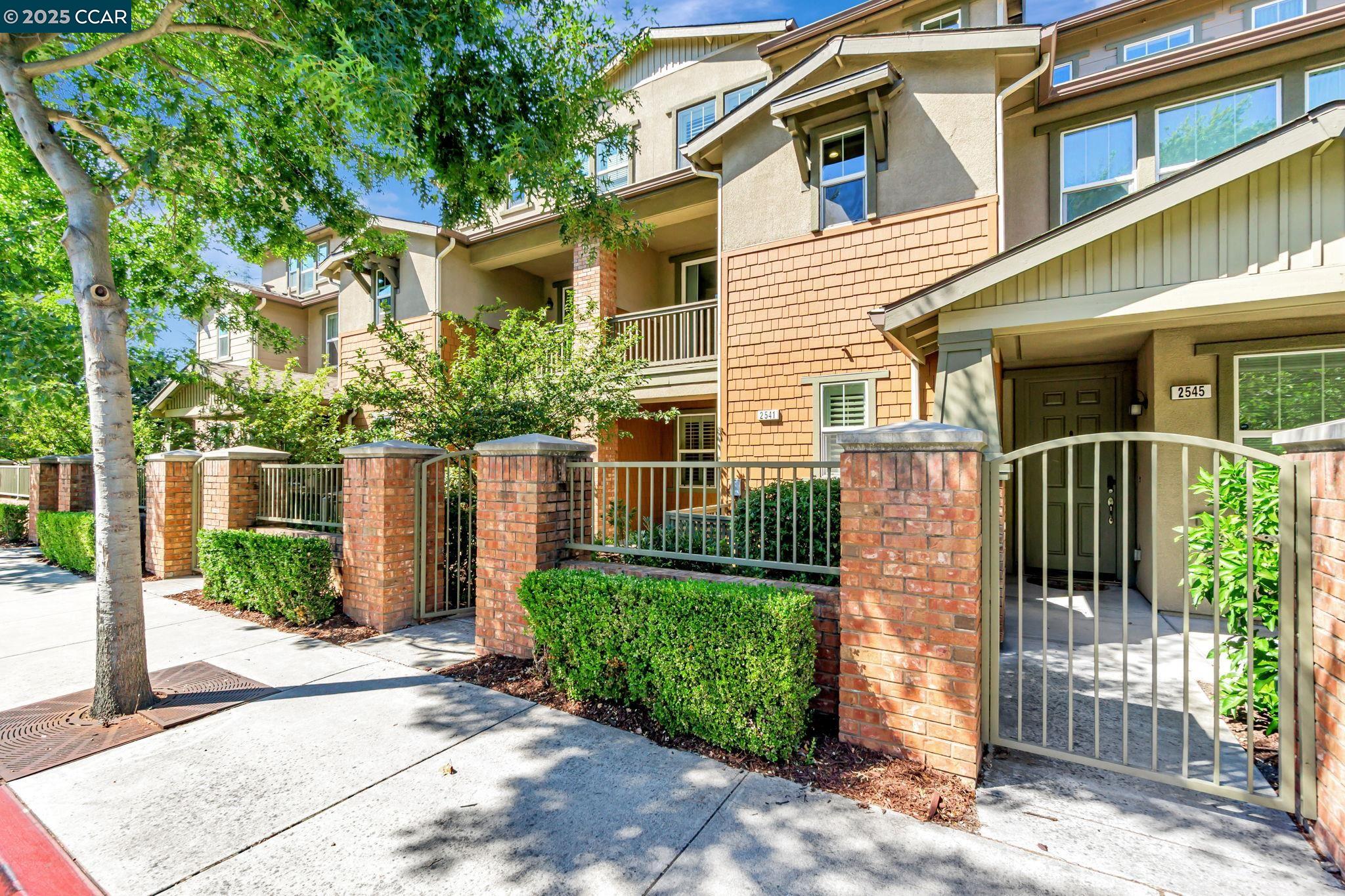 Front Image Thumbnail for CC41113002