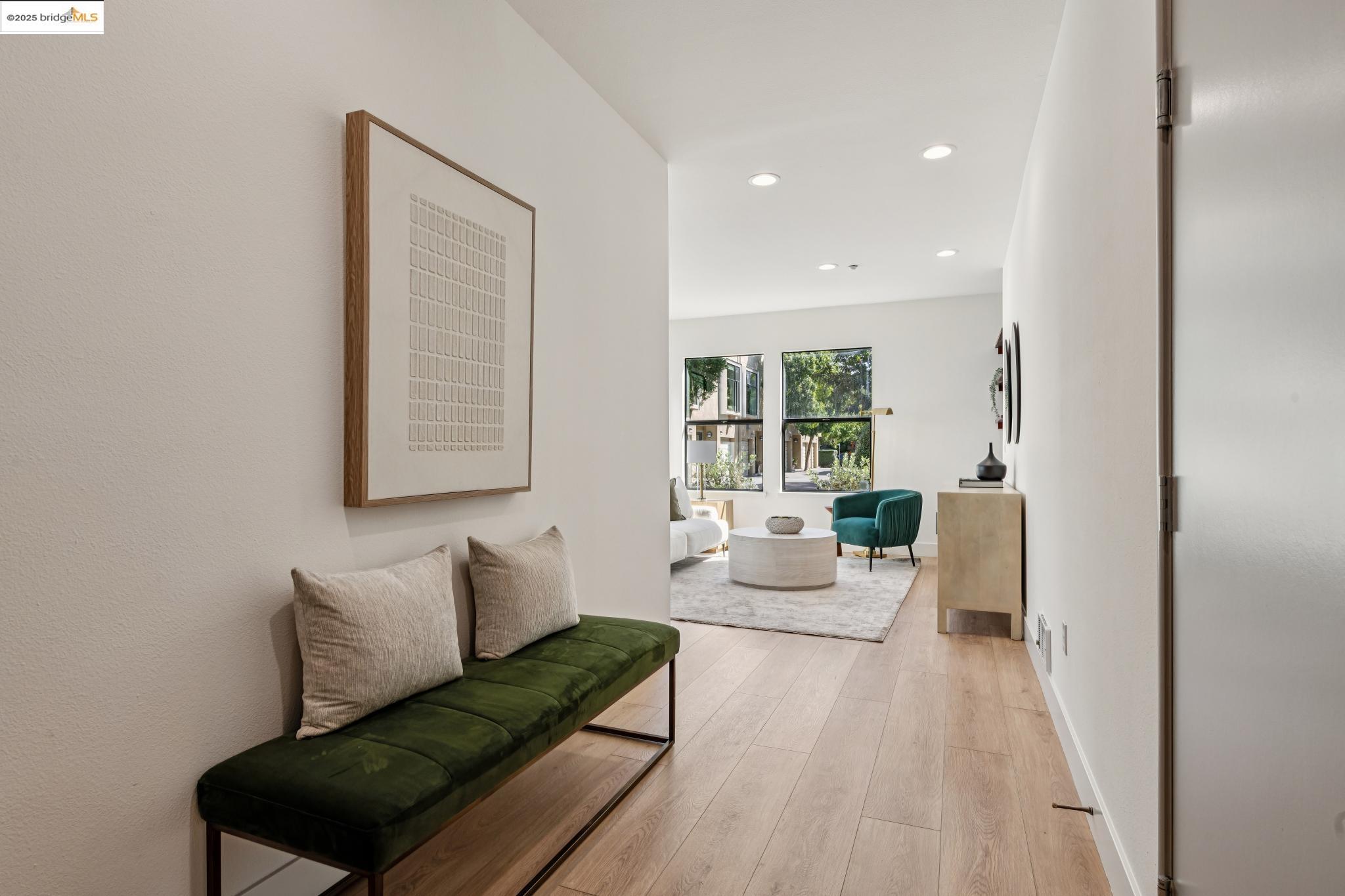 Photo #3: 41113004 Listing 