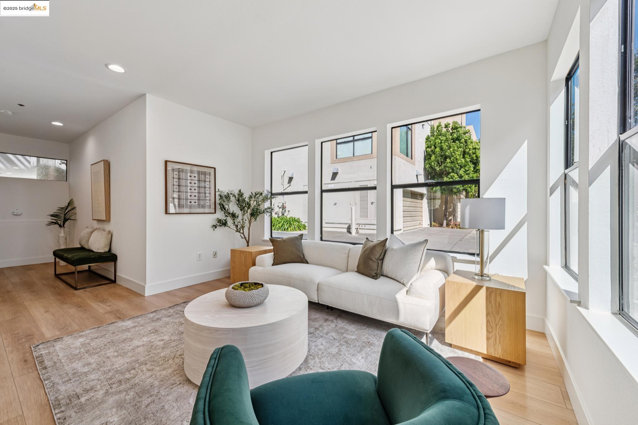 Photo #6: 41113004 Listing 