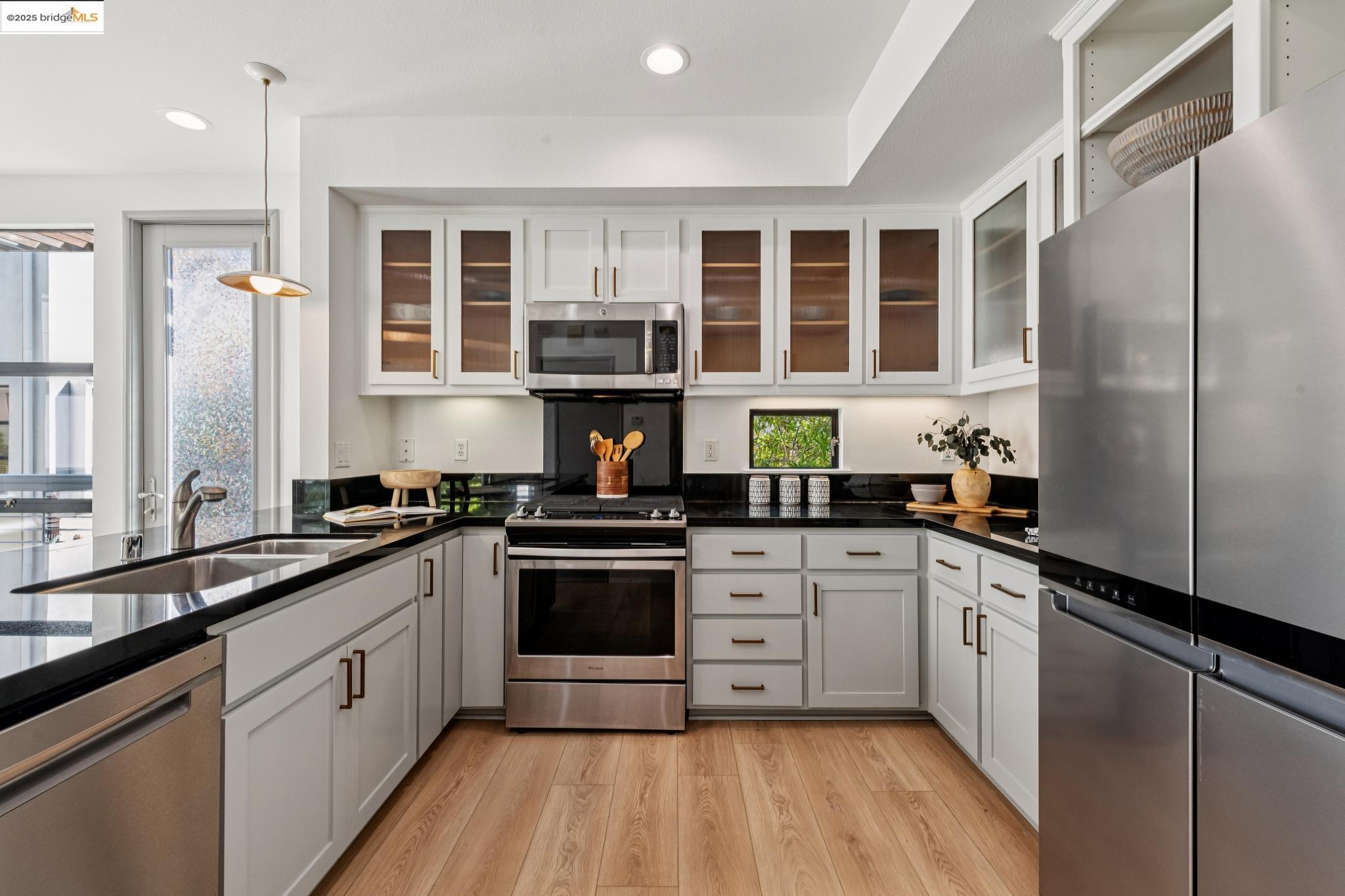 Photo #9: 41113004 Listing: Photo #9
