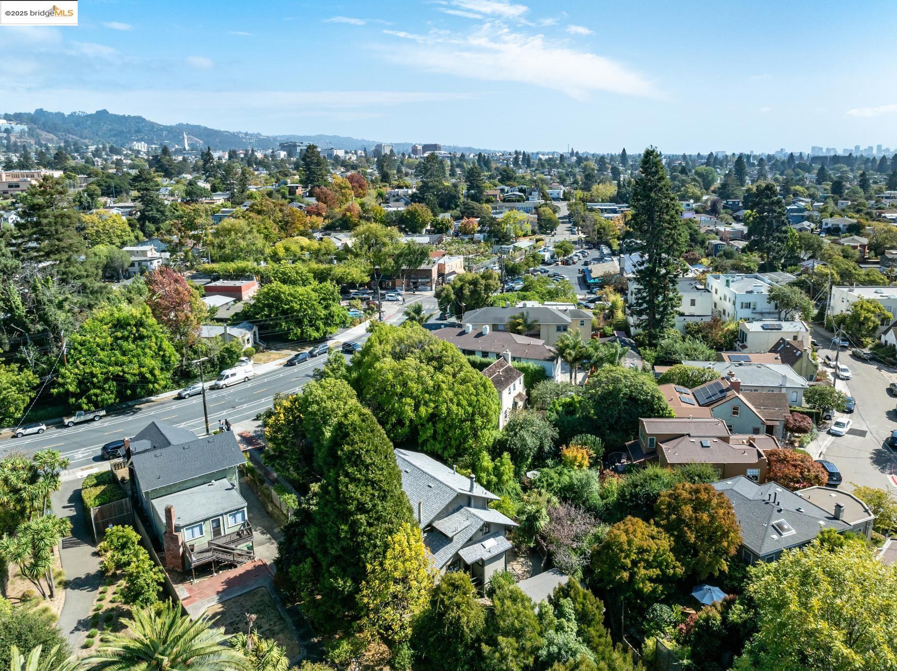 Detail Gallery Image 41 of 43 For 1296 Monterey Ave, Berkeley,  CA 94707 - 4 Beds | 2/1 Baths