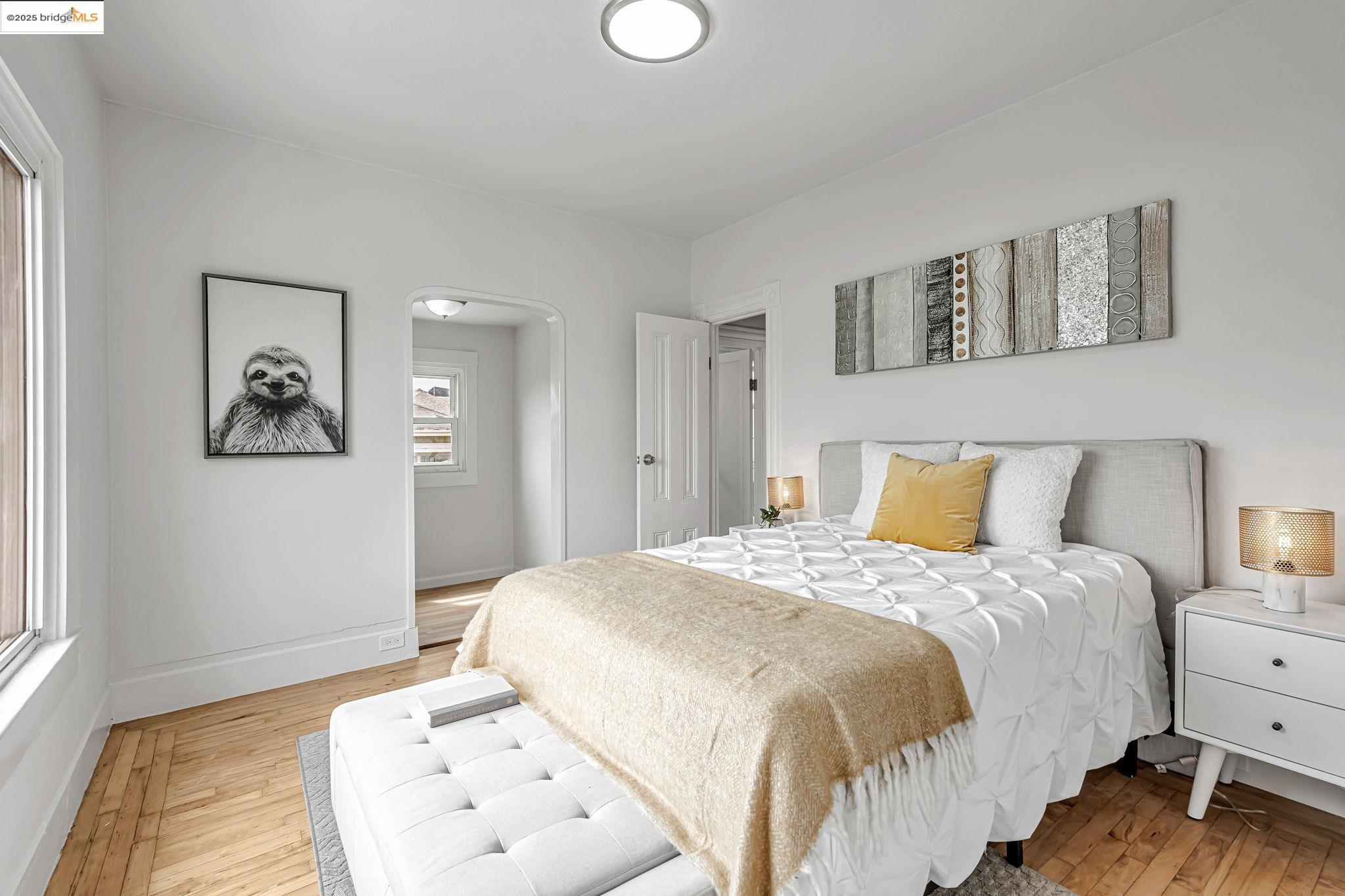 Detail Gallery Image 30 of 47 For 725 E 21st St, Oakland,  CA 94606 - 5 Beds | 2 Baths