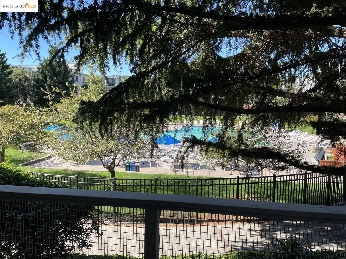 Front Image Thumbnail for EB41113024