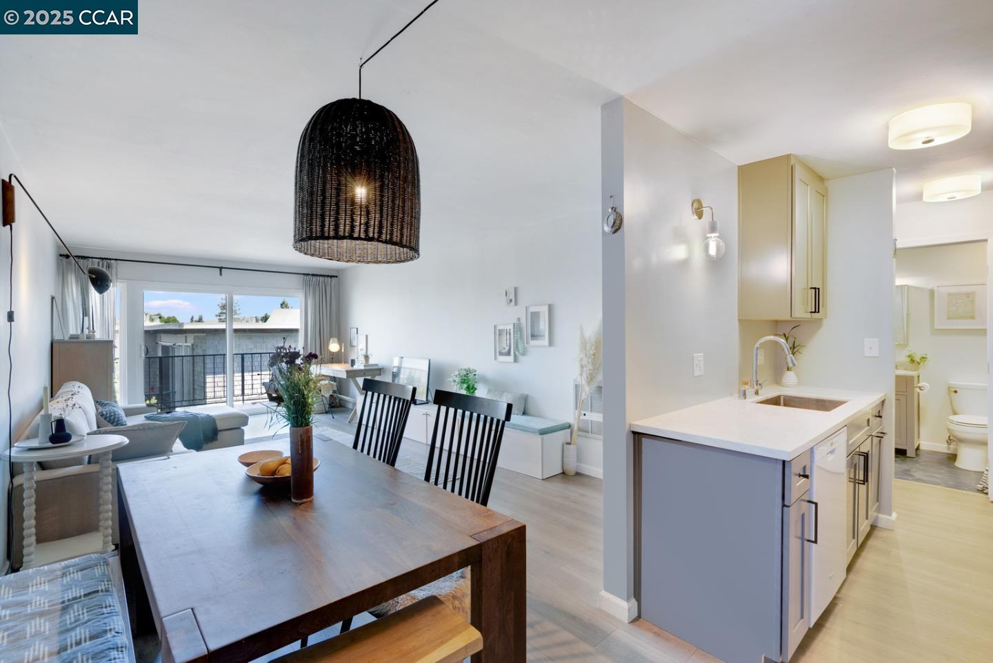 Photo #4: 41113026 Listing 