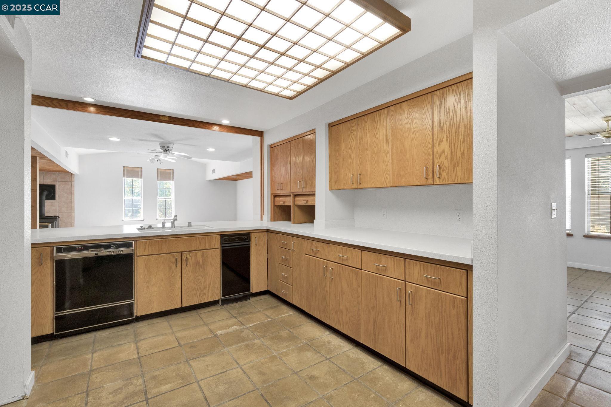 Detail Gallery Image 23 of 60 For 6743 N Dolores, Fresno,  CA 93711 - 5 Beds | 3/1 Baths