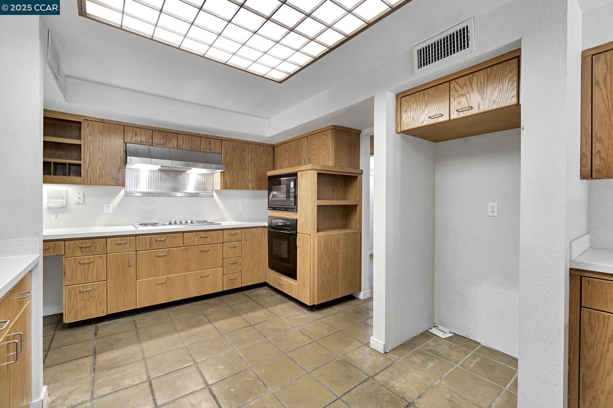 Detail Gallery Image 25 of 60 For 6743 N Dolores, Fresno,  CA 93711 - 5 Beds | 3/1 Baths