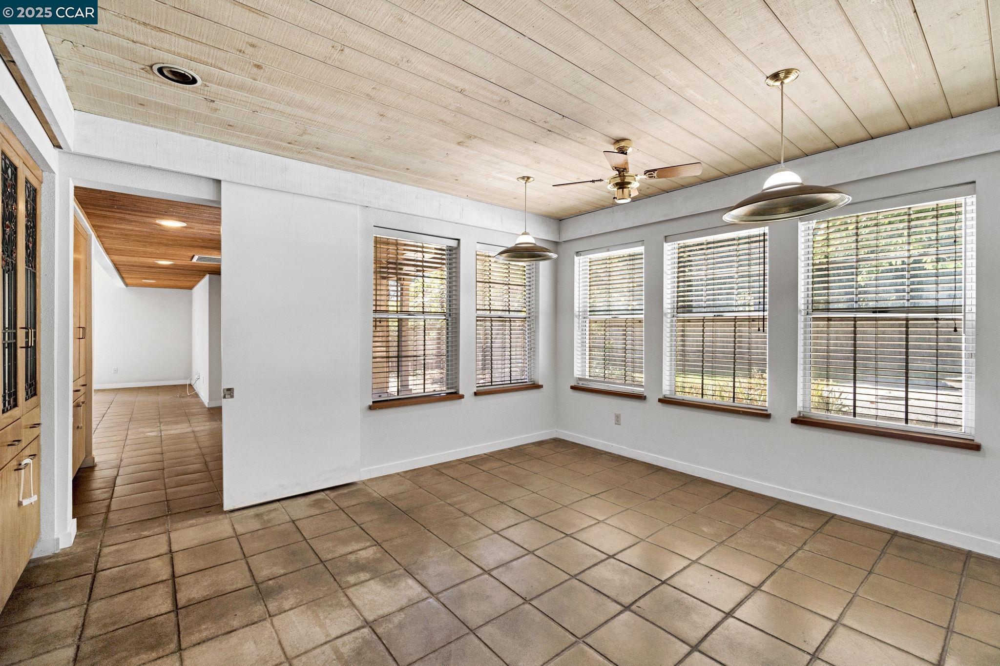 Detail Gallery Image 10 of 60 For 6743 N Dolores, Fresno,  CA 93711 - 5 Beds | 3/1 Baths