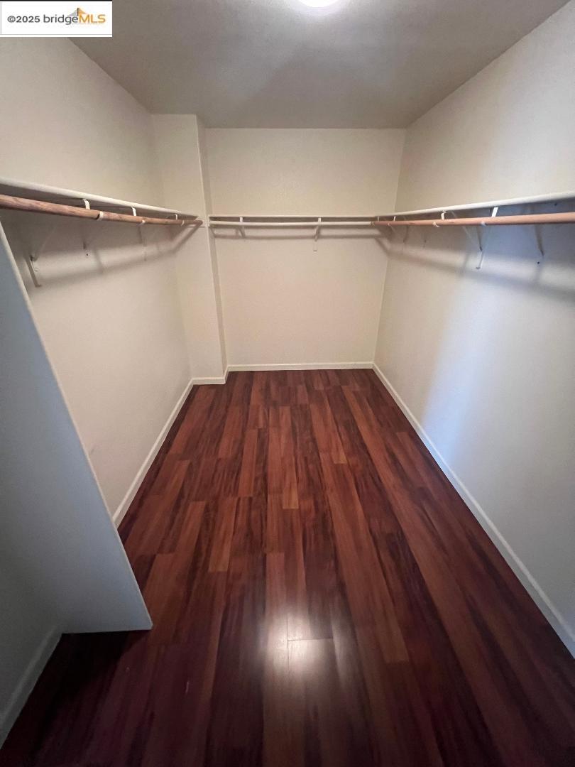 Detail Gallery Image 10 of 13 For 201 Whimbrel Cir, Pittsburg,  CA 94565 - 4 Beds | 2/1 Baths