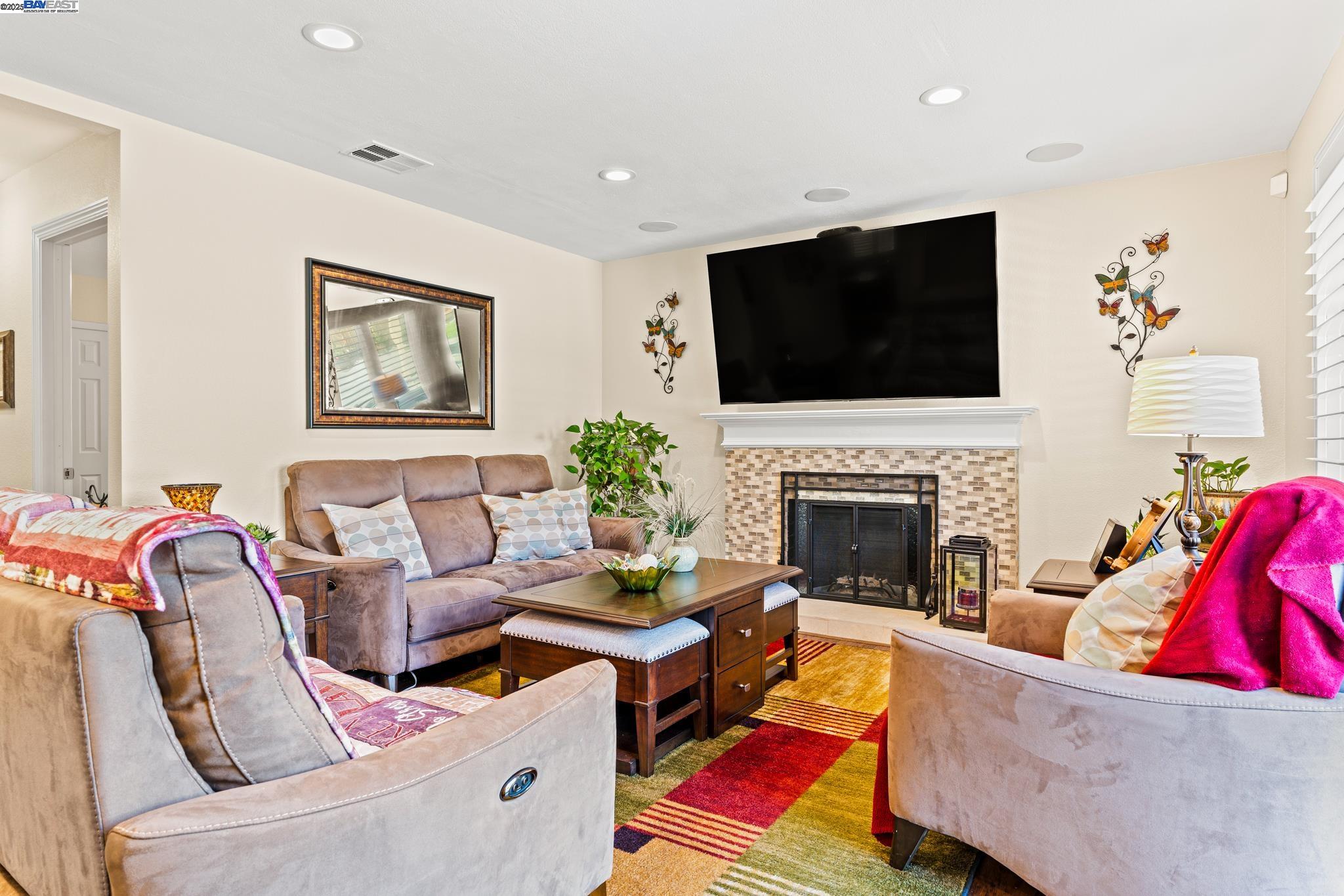 Detail Gallery Image 22 of 46 For 1291 Xavier Ave, Hayward,  CA 94545 - 4 Beds | 3 Baths