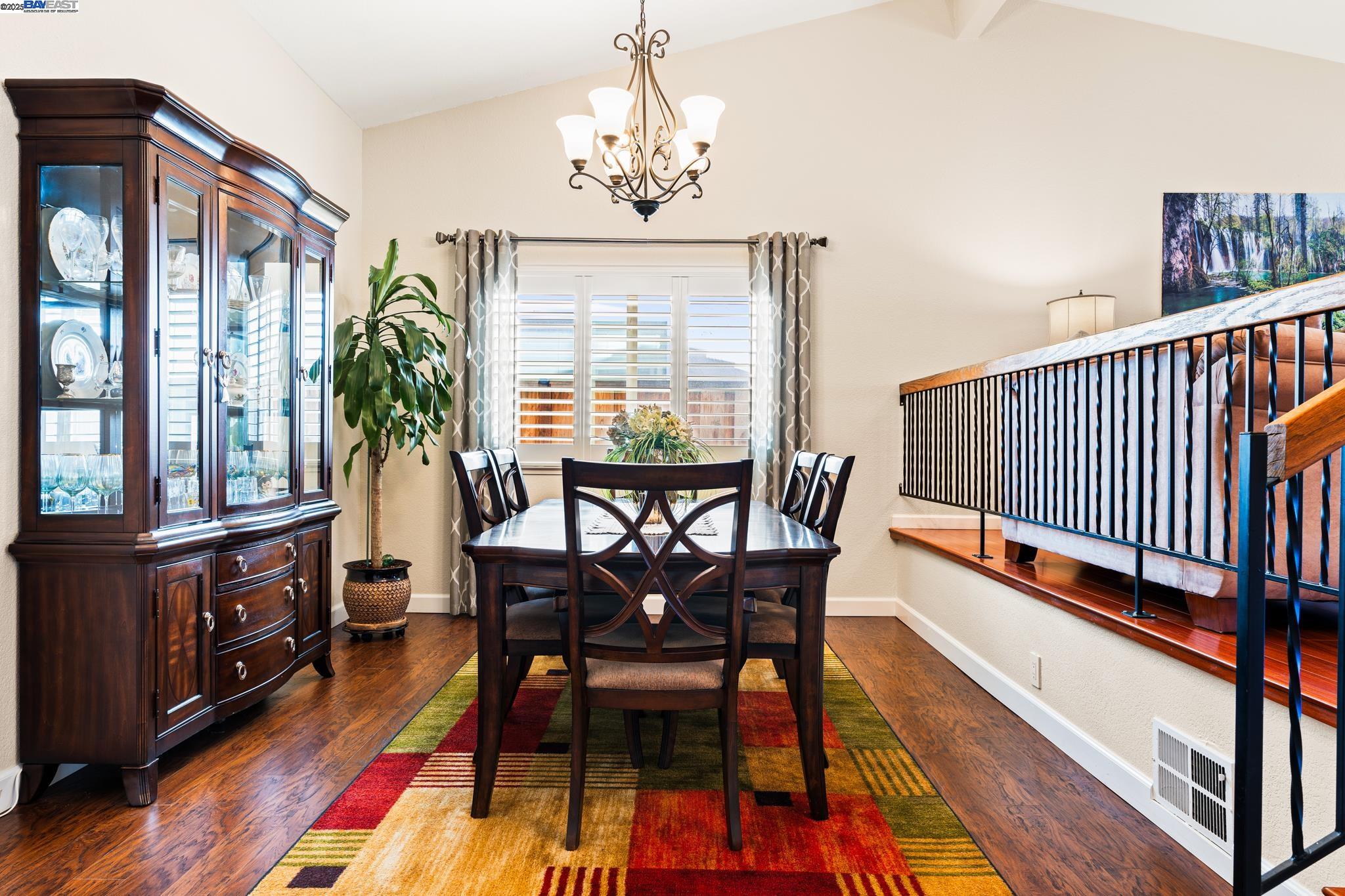 Detail Gallery Image 10 of 46 For 1291 Xavier Ave, Hayward,  CA 94545 - 4 Beds | 3 Baths