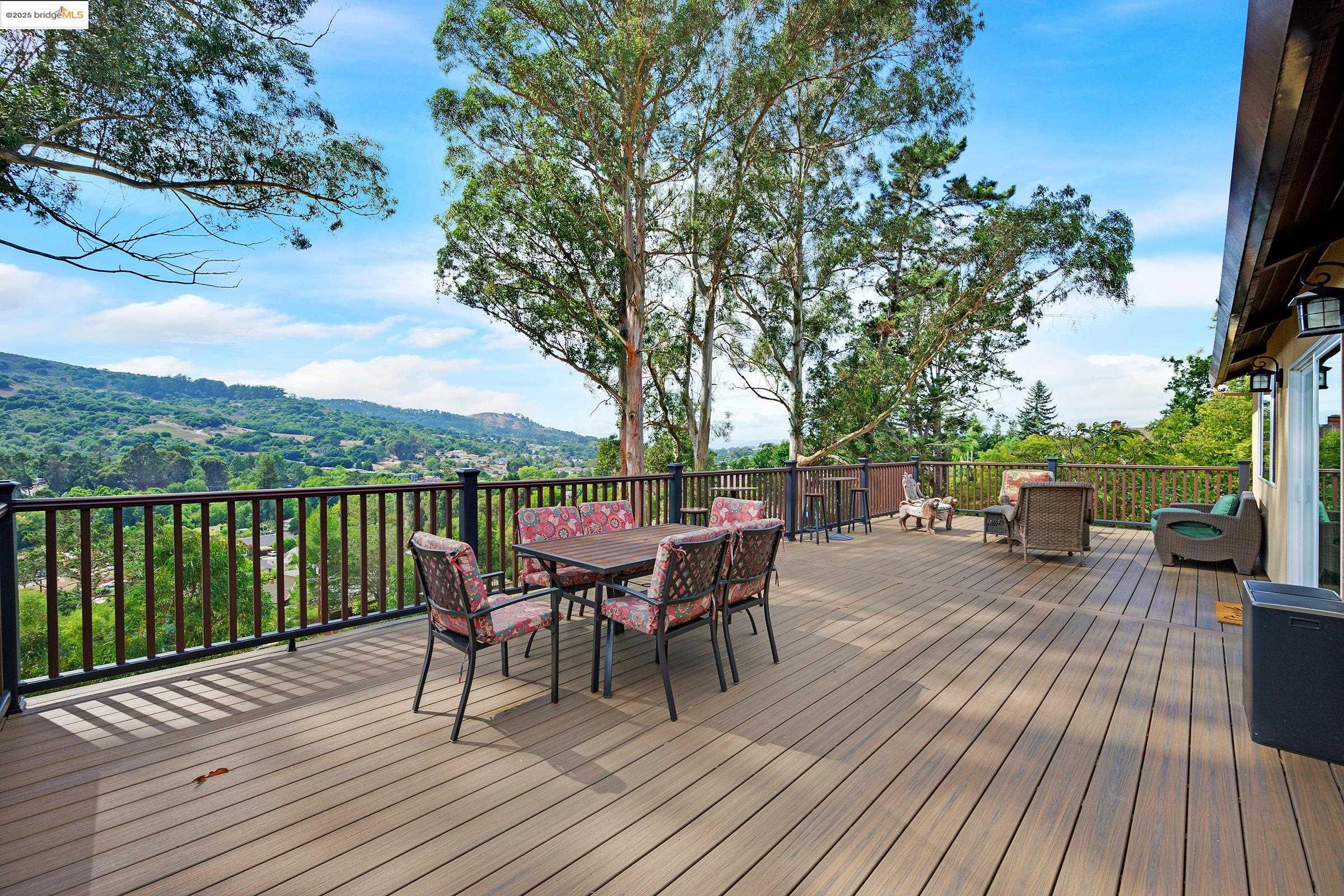 Detail Gallery Image 29 of 49 For 49 Christopher Ct, El Sobrante,  CA 94803 - 4 Beds | 3 Baths