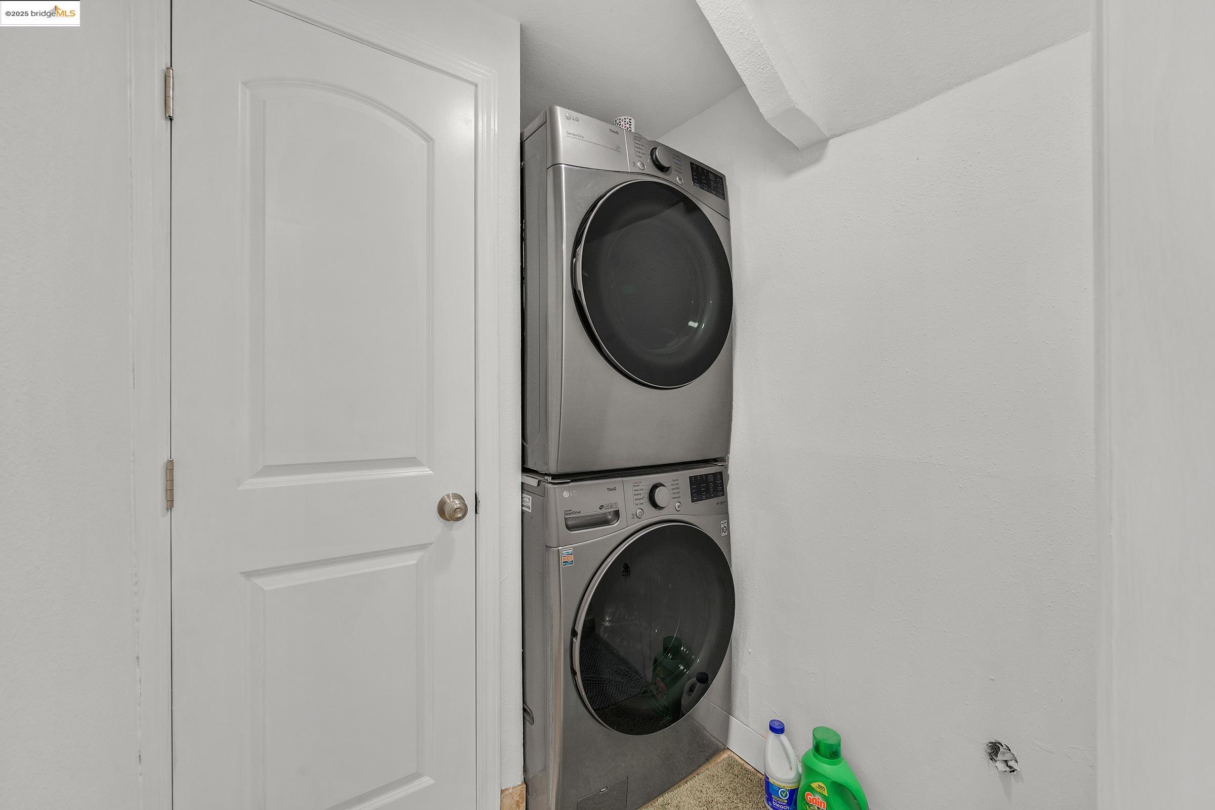 Detail Gallery Image 31 of 49 For 49 Christopher Ct, El Sobrante,  CA 94803 - 4 Beds | 3 Baths