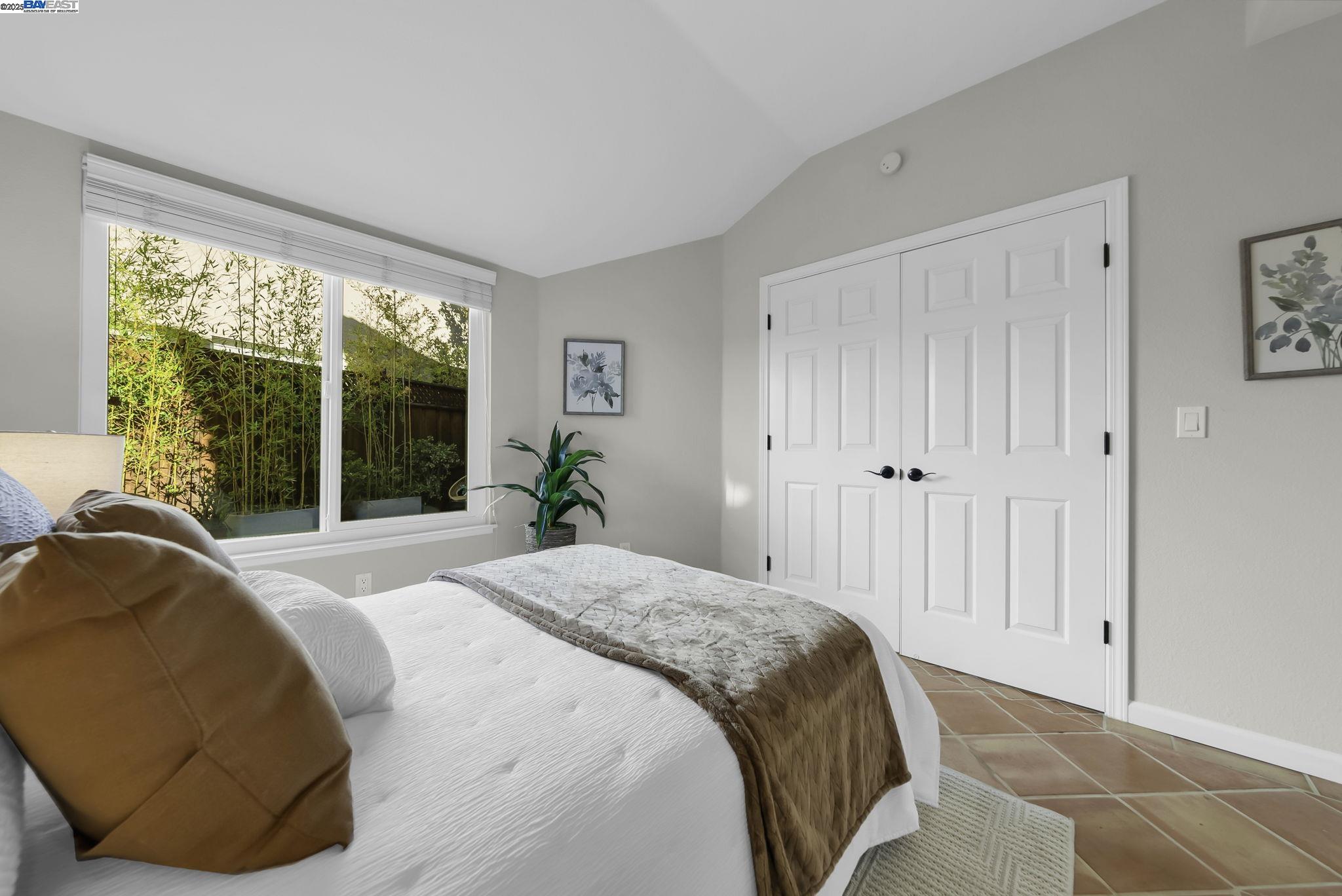 Detail Gallery Image 18 of 38 For 33 Lakeridge Court, San Ramon,  CA 94582 - 3 Beds | 3 Baths