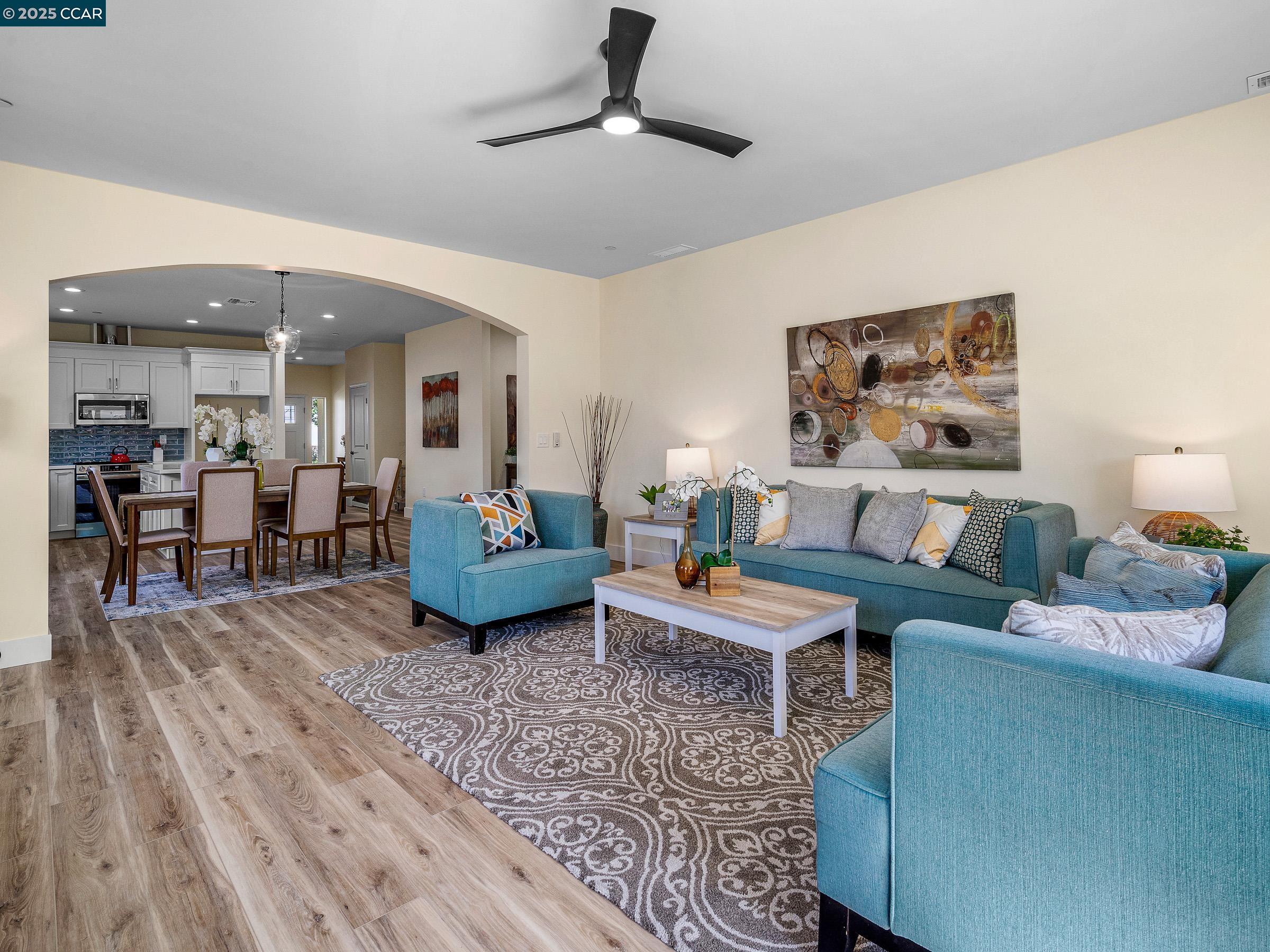 Detail Gallery Image 17 of 35 For 2222 Armus St, Woodland,  CA 95776 - 4 Beds | 3 Baths