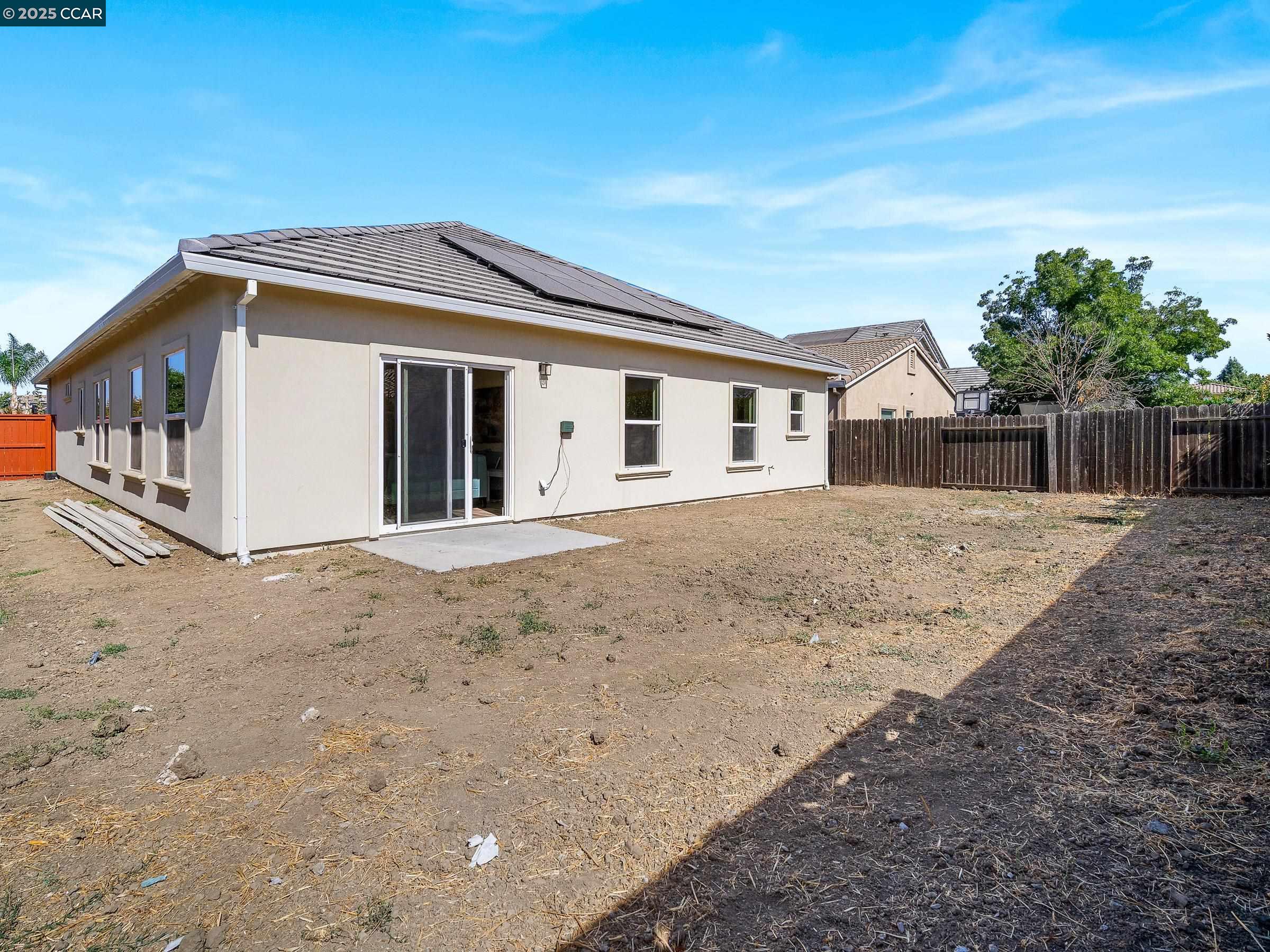 Detail Gallery Image 33 of 35 For 2222 Armus St, Woodland,  CA 95776 - 4 Beds | 3 Baths