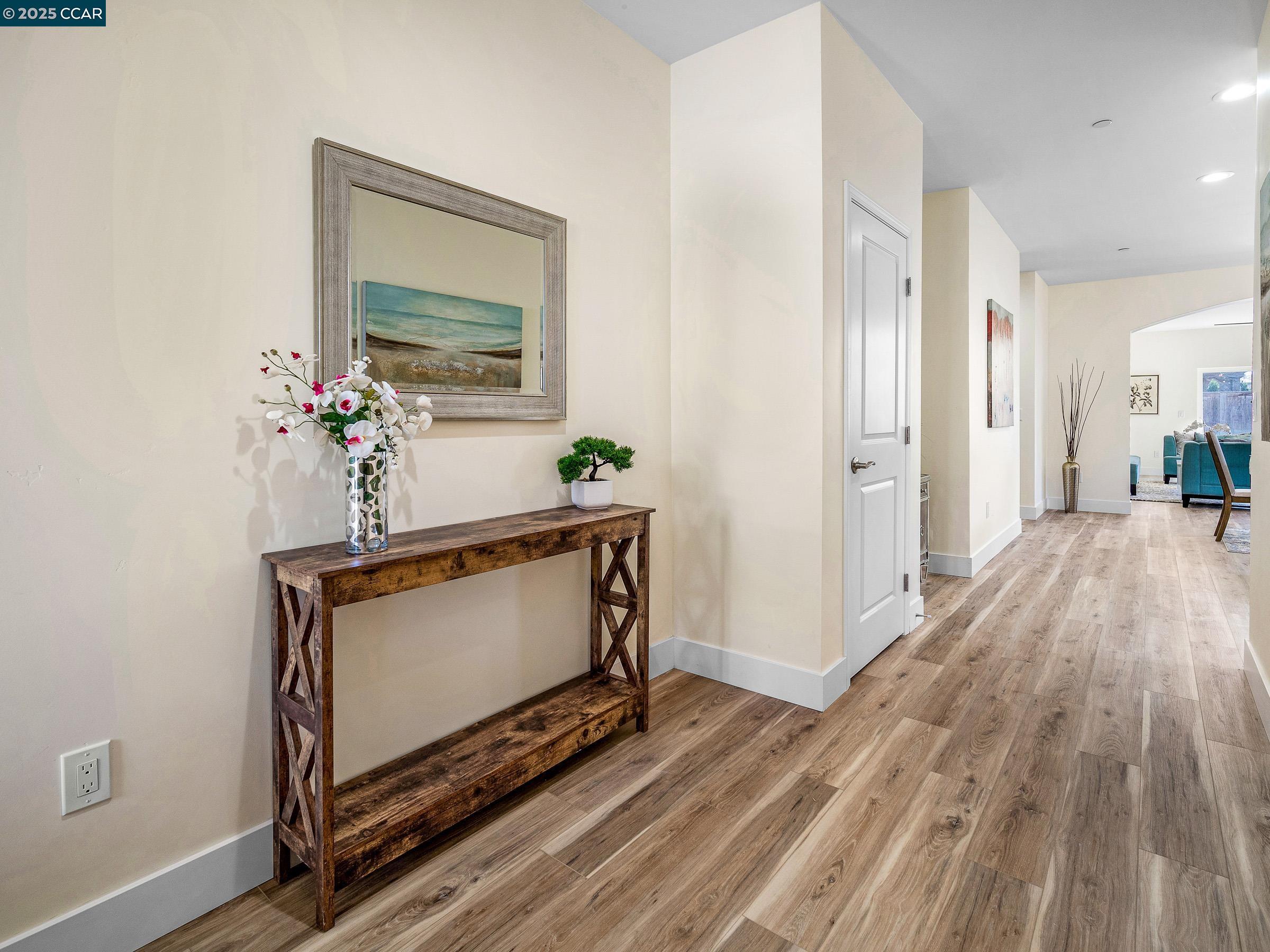 Detail Gallery Image 6 of 35 For 2222 Armus St, Woodland,  CA 95776 - 4 Beds | 3 Baths