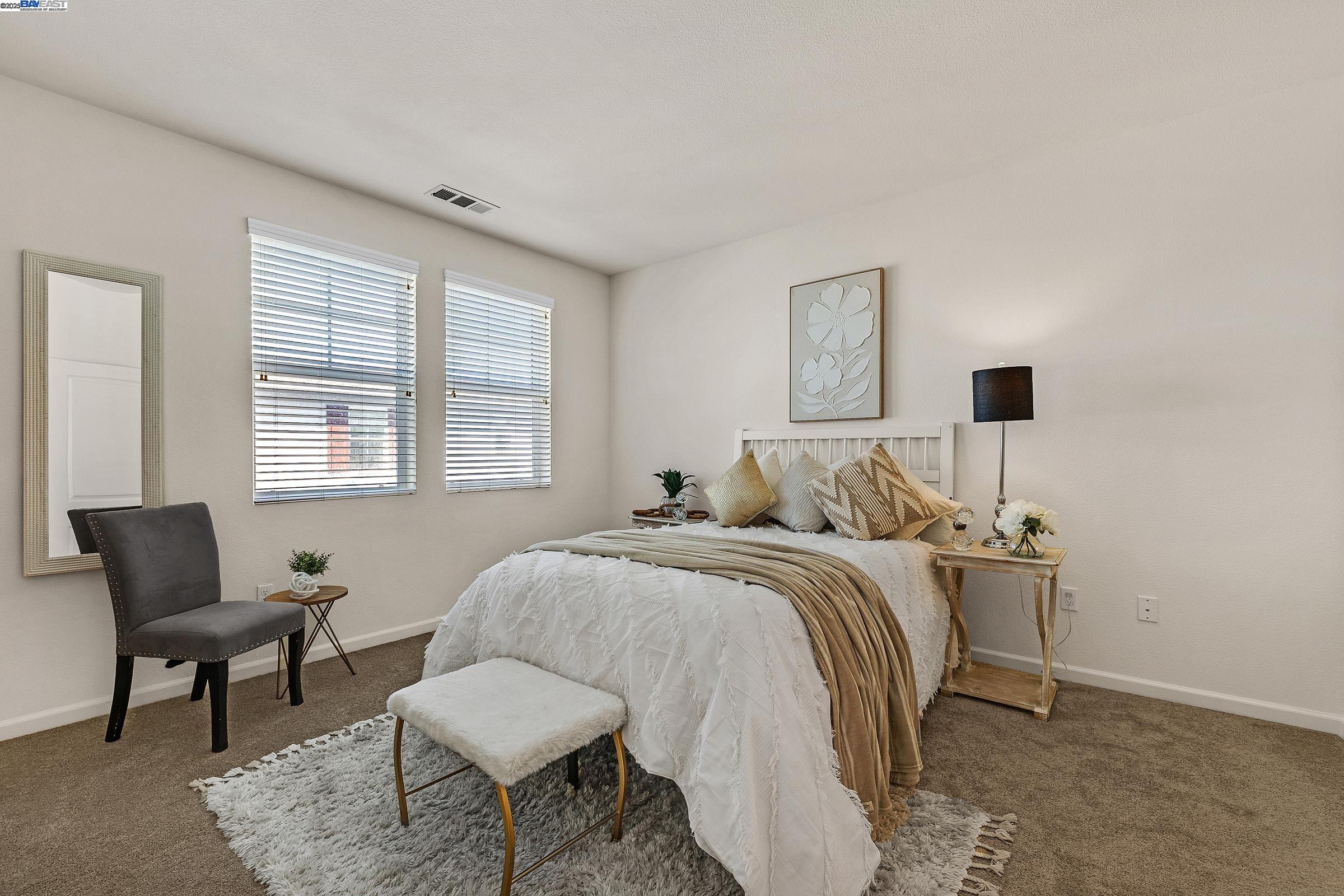 Detail Gallery Image 13 of 28 For 2210 Day Sailor Ct, Richmond,  CA 94804 - 3 Beds | 3/1 Baths