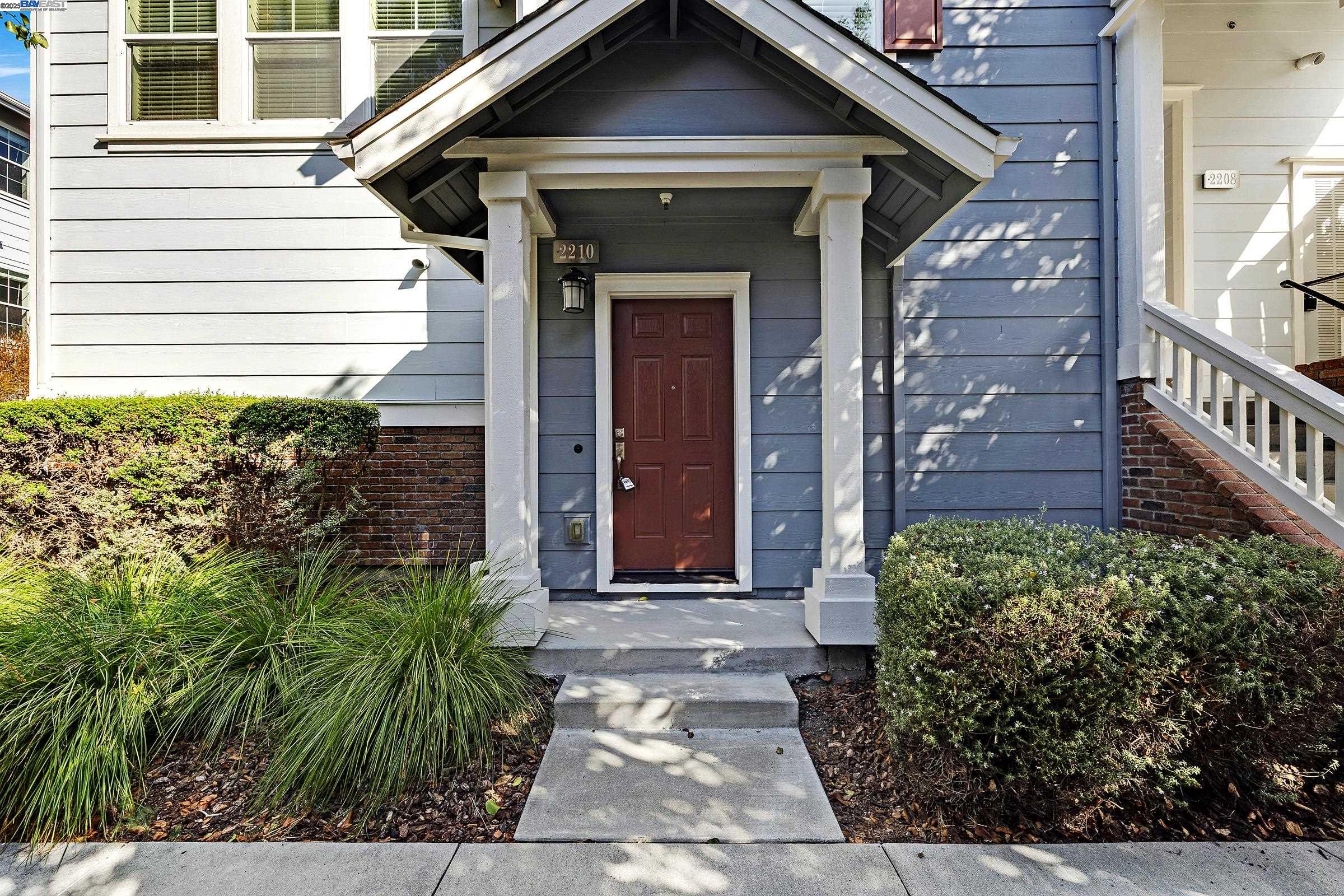 Detail Gallery Image 19 of 28 For 2210 Day Sailor Ct, Richmond,  CA 94804 - 3 Beds | 3/1 Baths