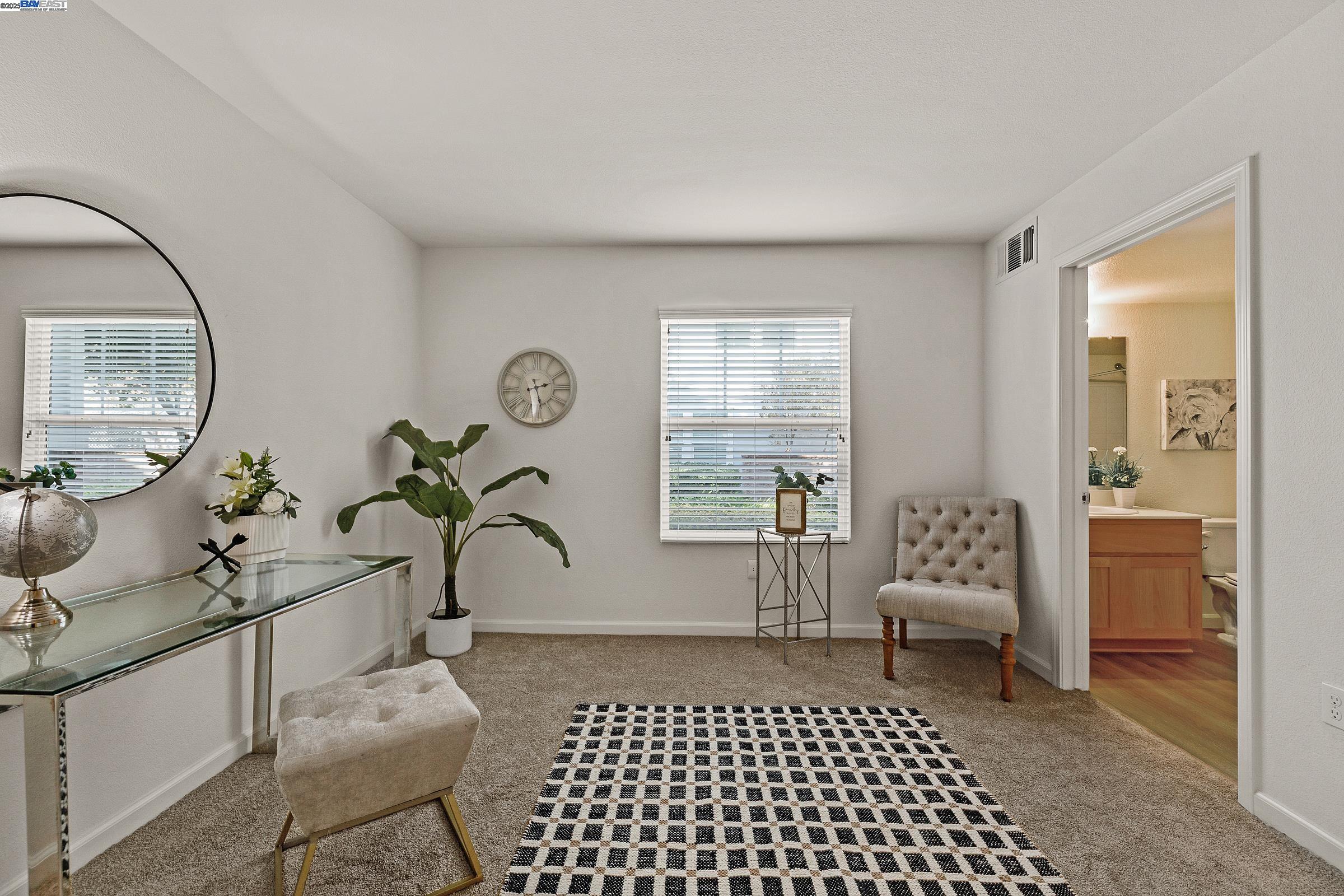 Detail Gallery Image 4 of 28 For 2210 Day Sailor Ct, Richmond,  CA 94804 - 3 Beds | 3/1 Baths