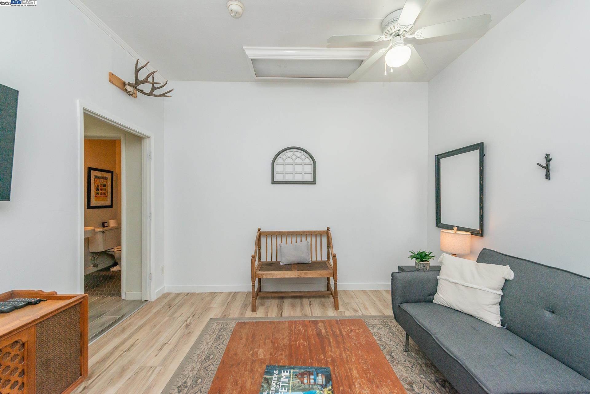 Detail Gallery Image 21 of 50 For 493 Main St., Weaverville,  CA 96093 - 1 Beds | 2/1 Baths