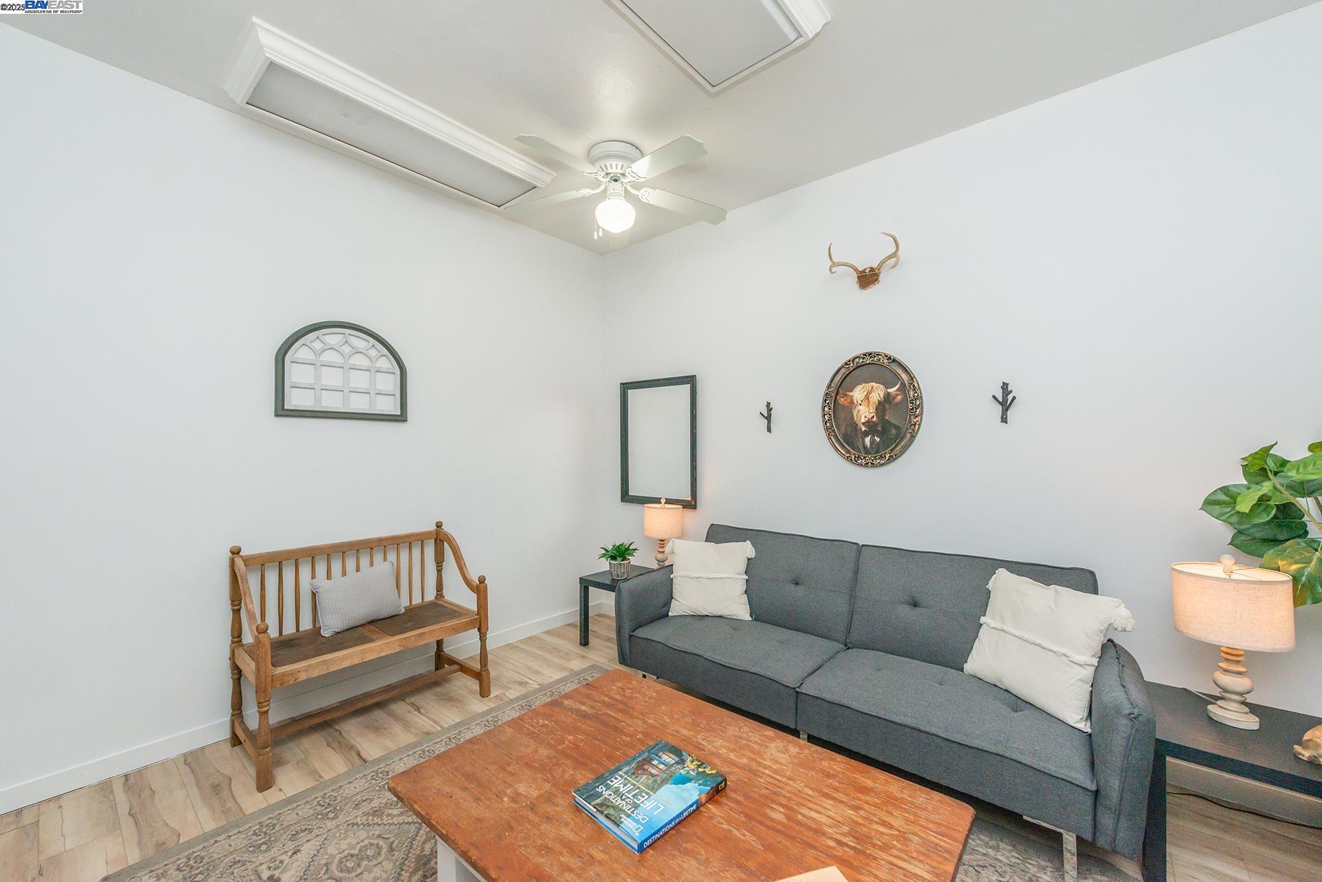 Detail Gallery Image 23 of 50 For 493 Main St., Weaverville,  CA 96093 - 1 Beds | 2/1 Baths