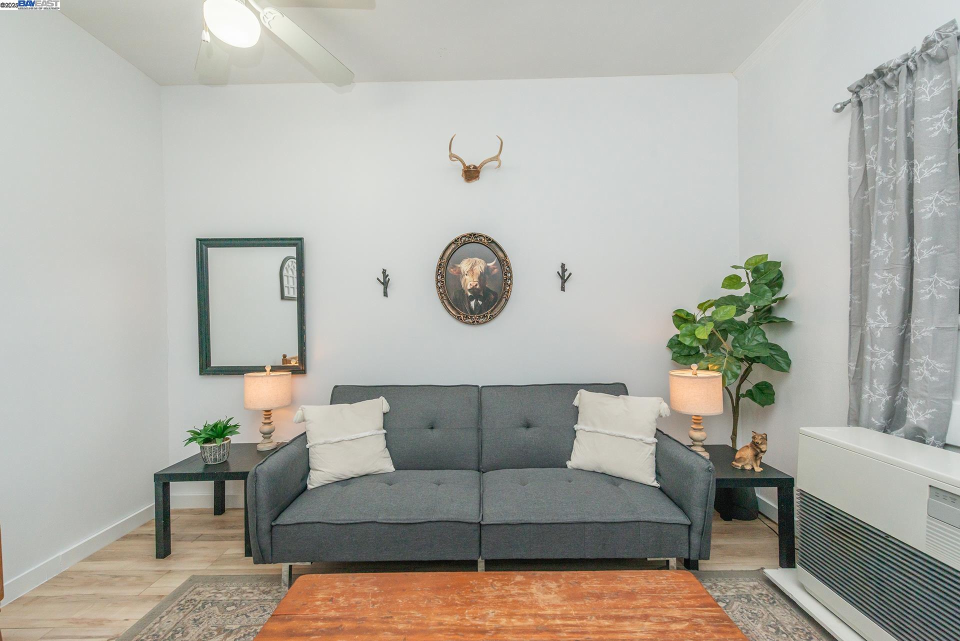 Detail Gallery Image 24 of 50 For 493 Main St., Weaverville,  CA 96093 - 1 Beds | 2/1 Baths