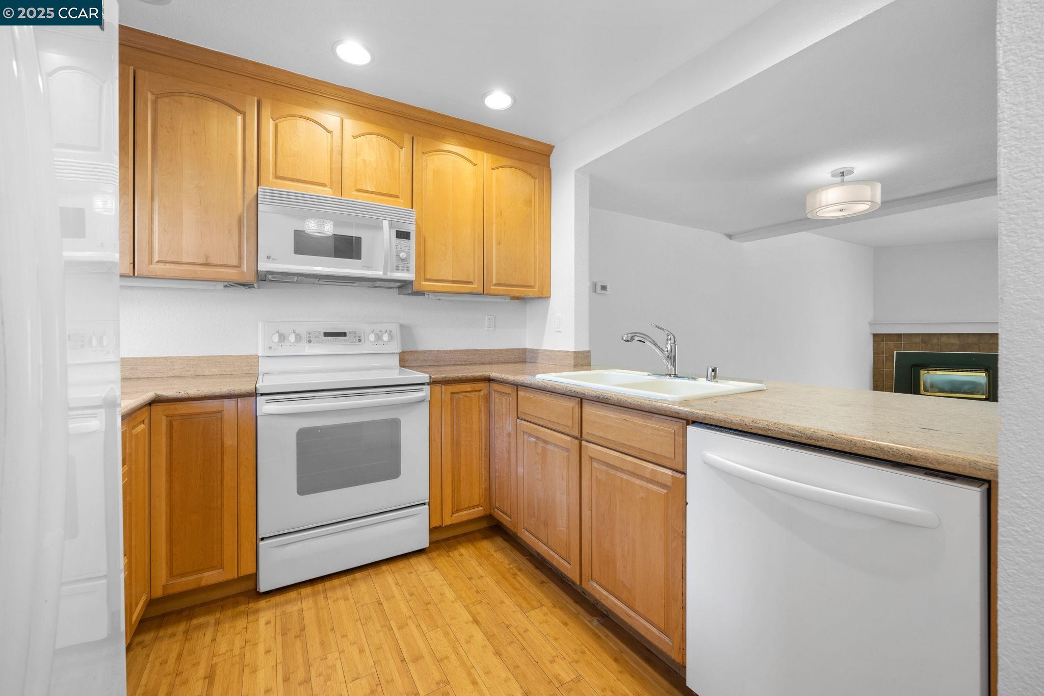 Photo #4: 41113071 Listing 