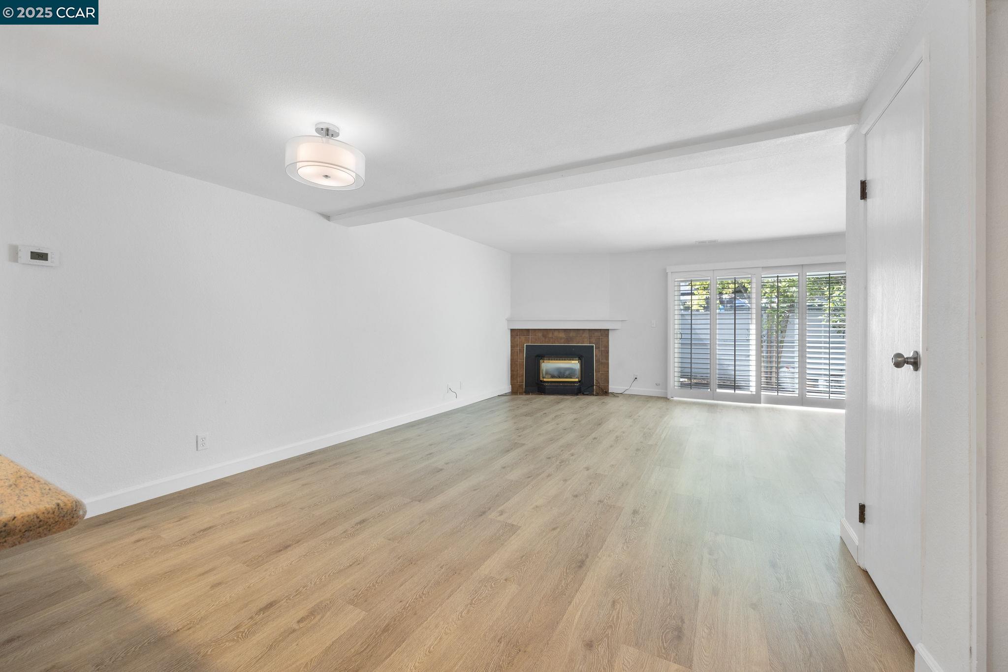 Photo #7: 41113071 Listing: Photo #7