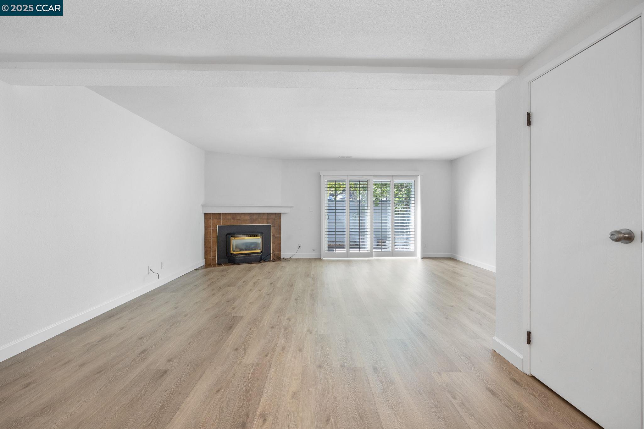 Photo #9: 41113071 Listing: Photo #9