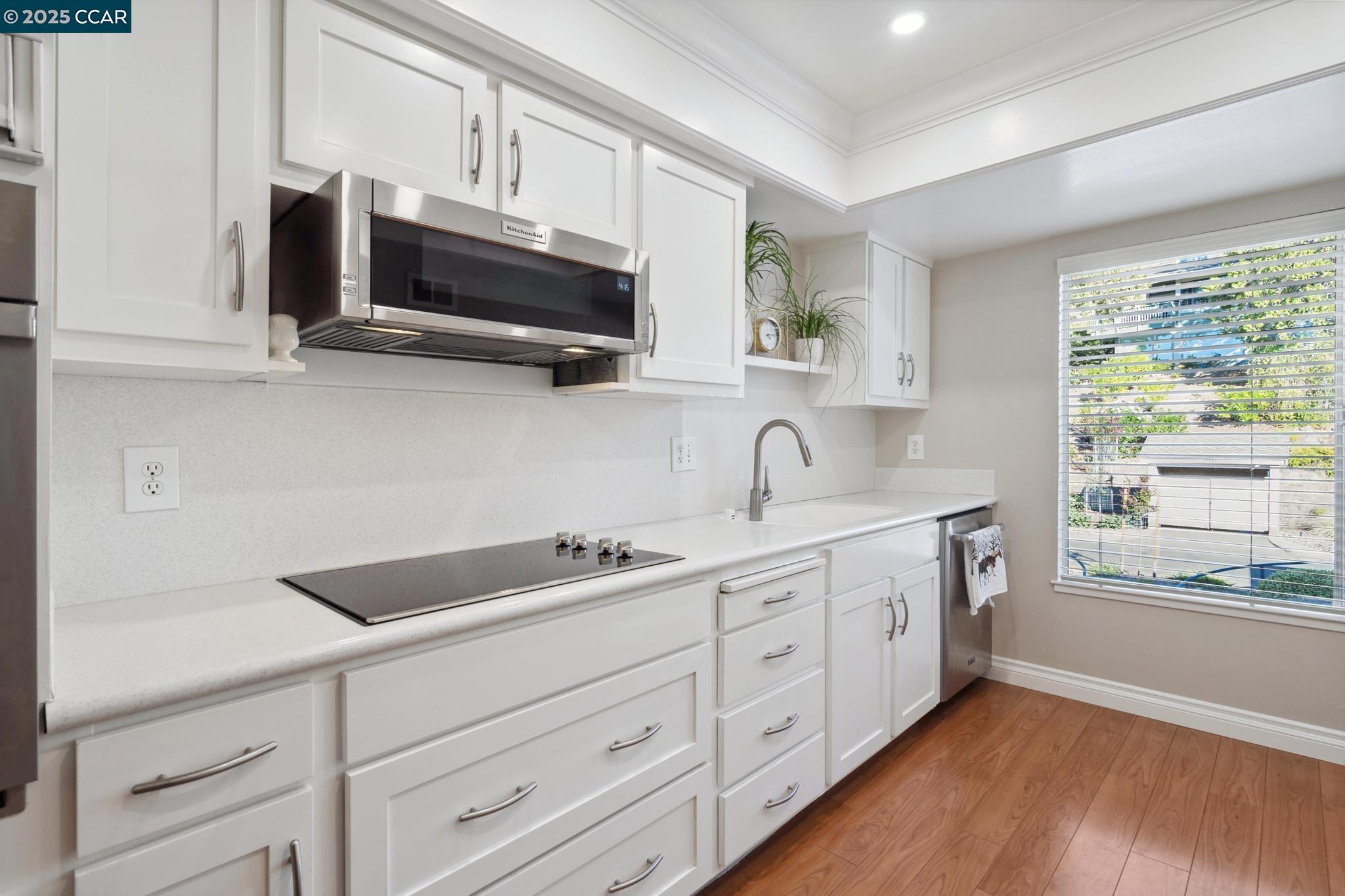 Photo #11: 41113072 Listing: Photo #11