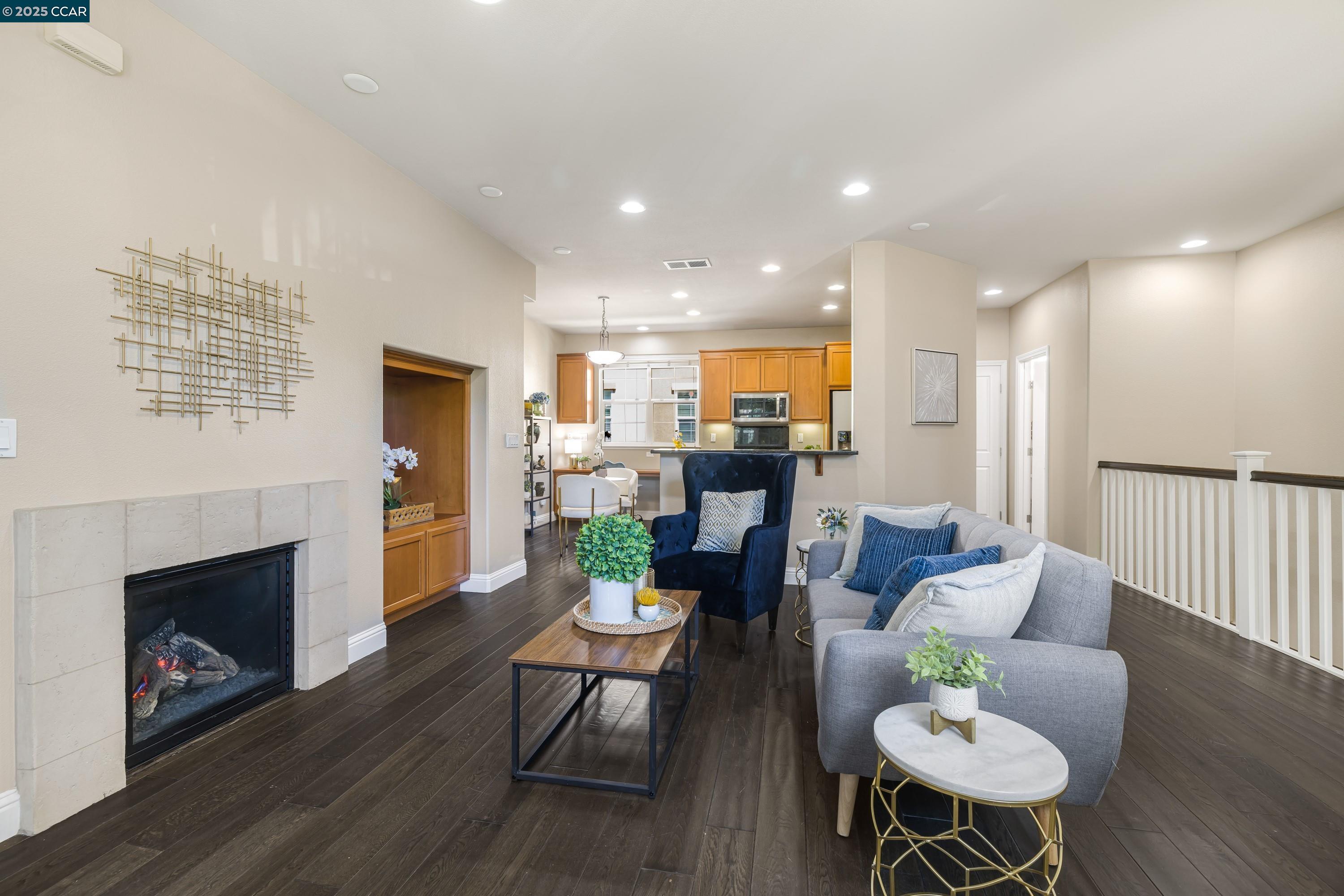 Detail Gallery Image 7 of 28 For 1121 Haven St, Martinez,  CA 94553 - 3 Beds | 2/1 Baths