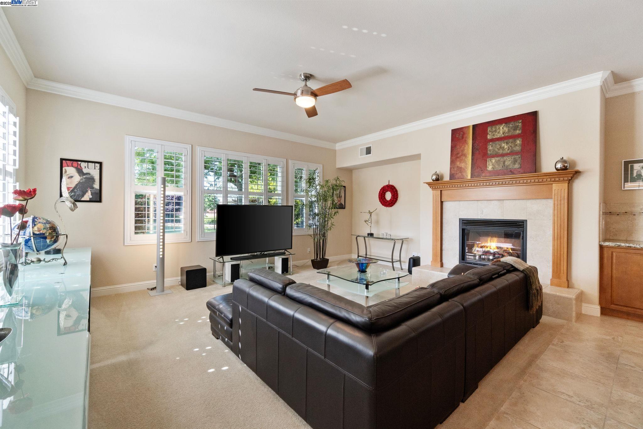 Detail Gallery Image 22 of 57 For 10615 E Landmark Way, Clovis,  CA 93619 - 4 Beds | 4 Baths