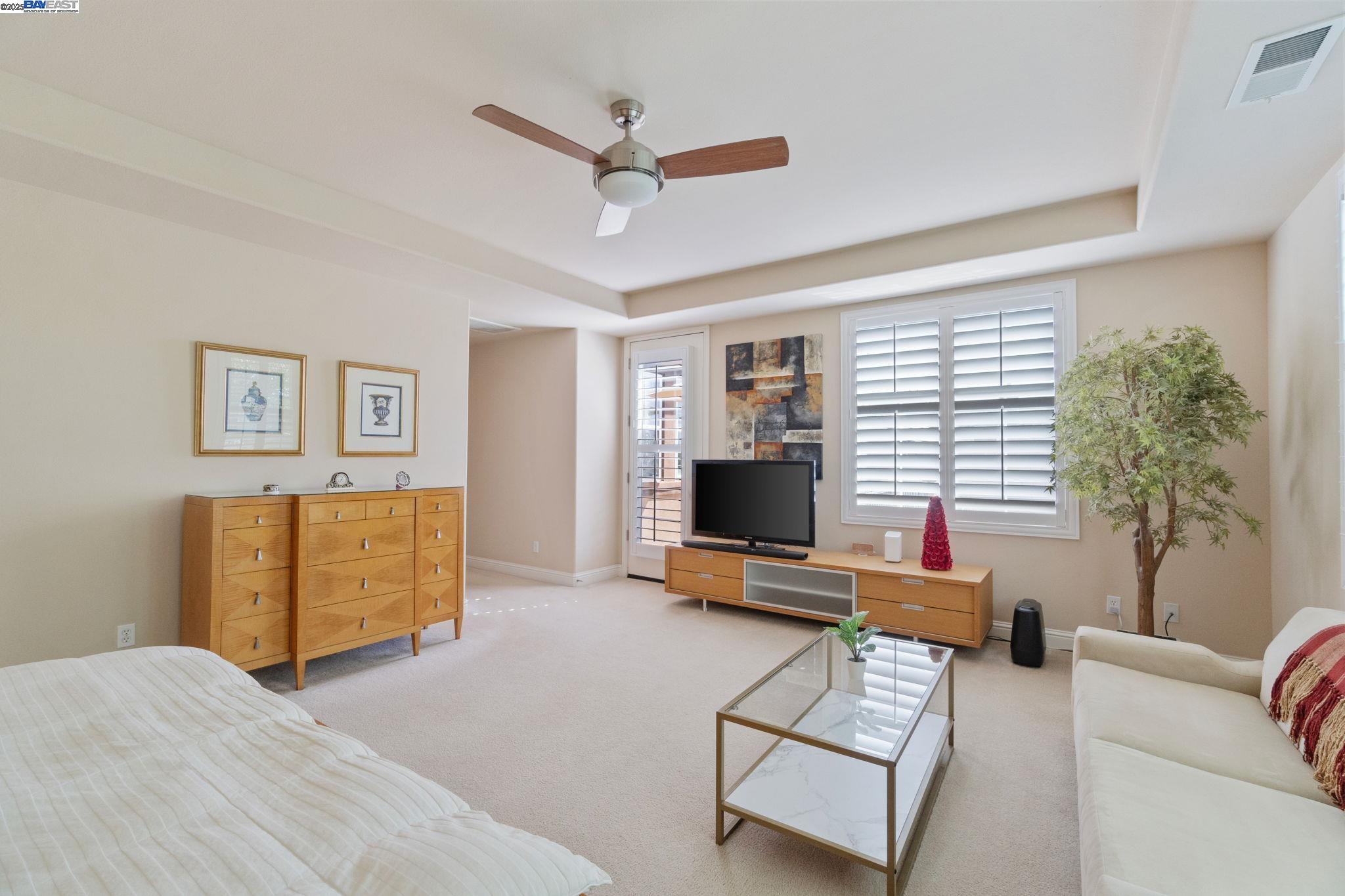 Detail Gallery Image 42 of 57 For 10615 E Landmark Way, Clovis,  CA 93619 - 4 Beds | 4 Baths