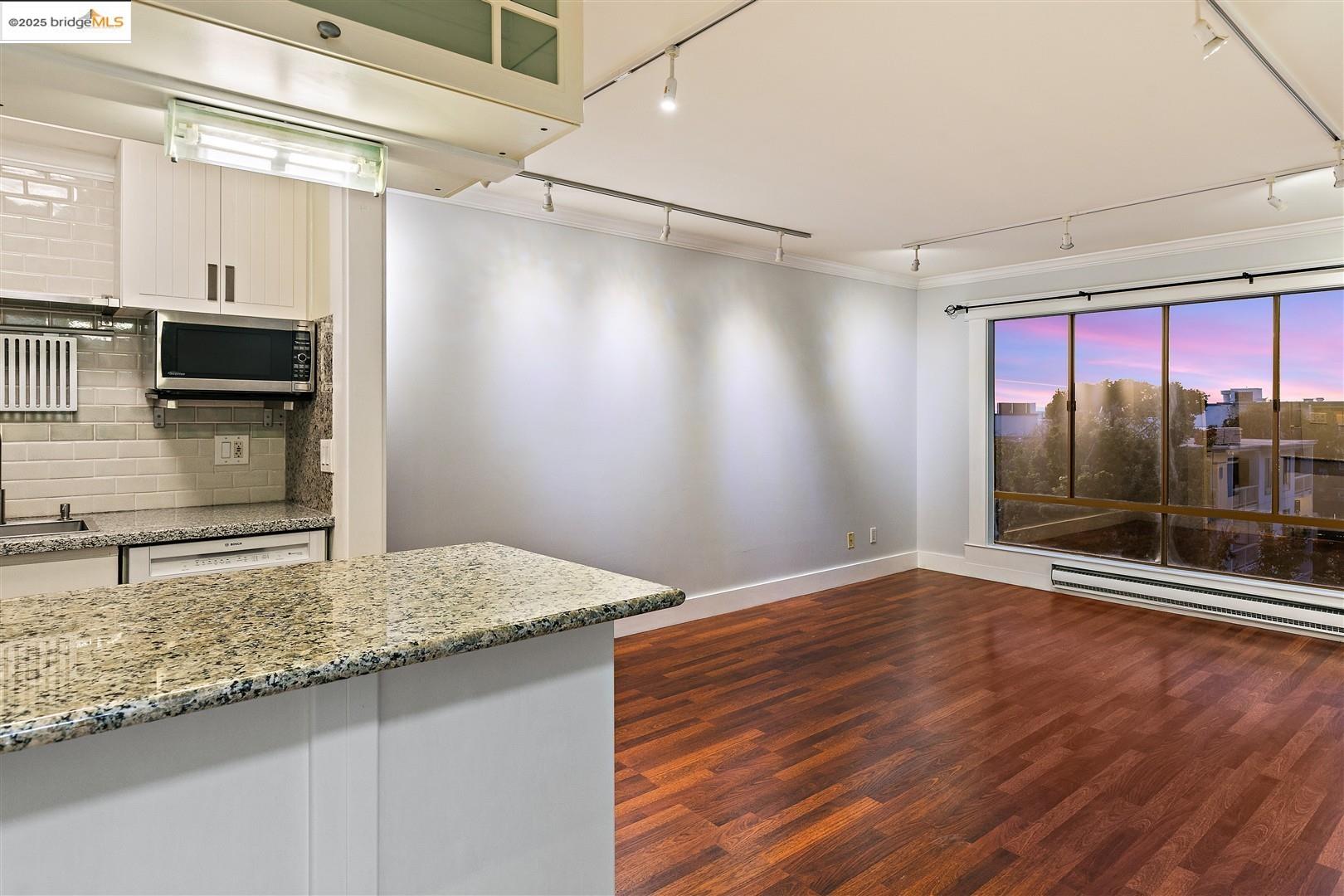Photo #7: 41113091 Listing: Photo #7
