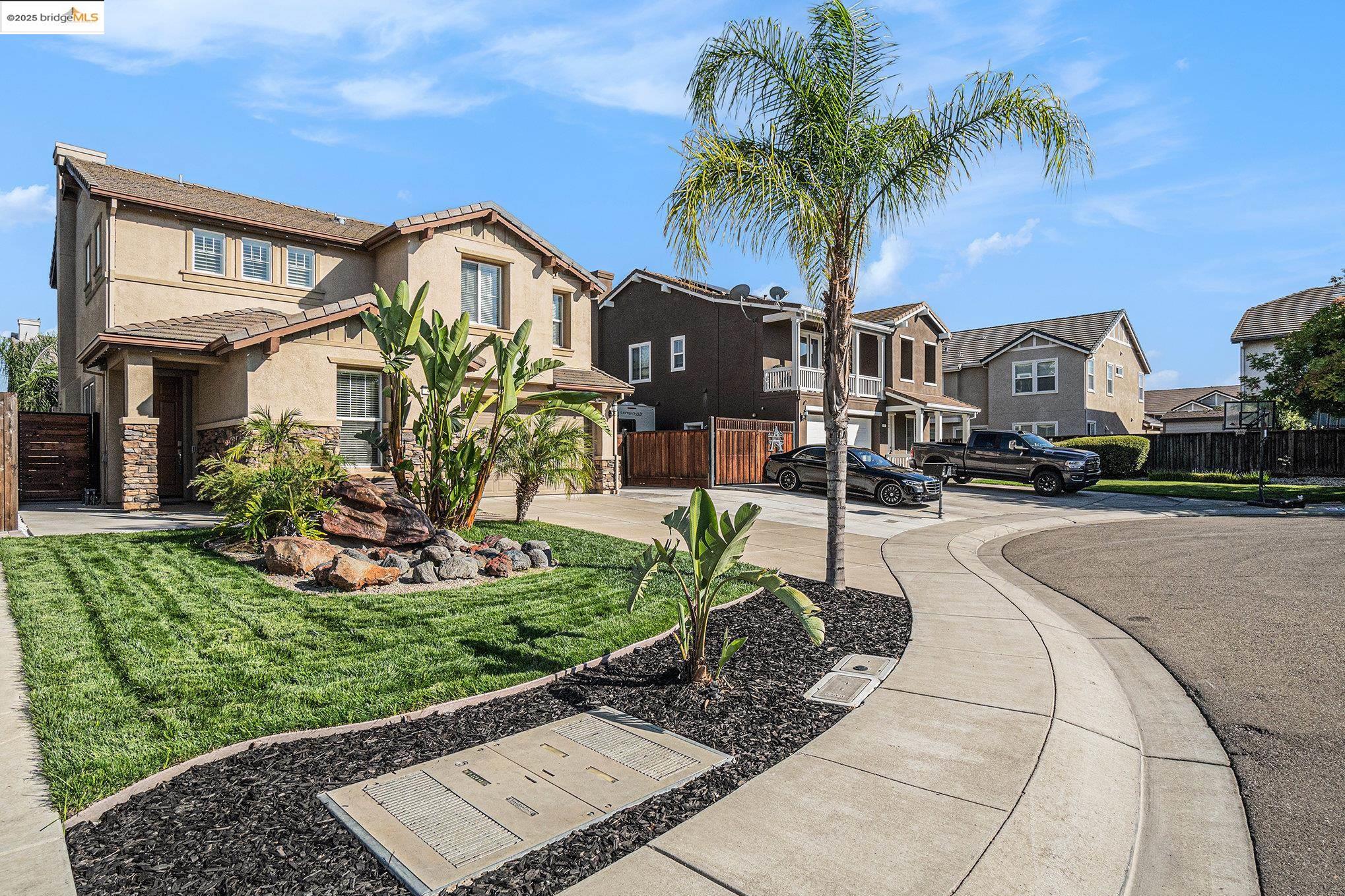 Front Image Thumbnail for EB41113104