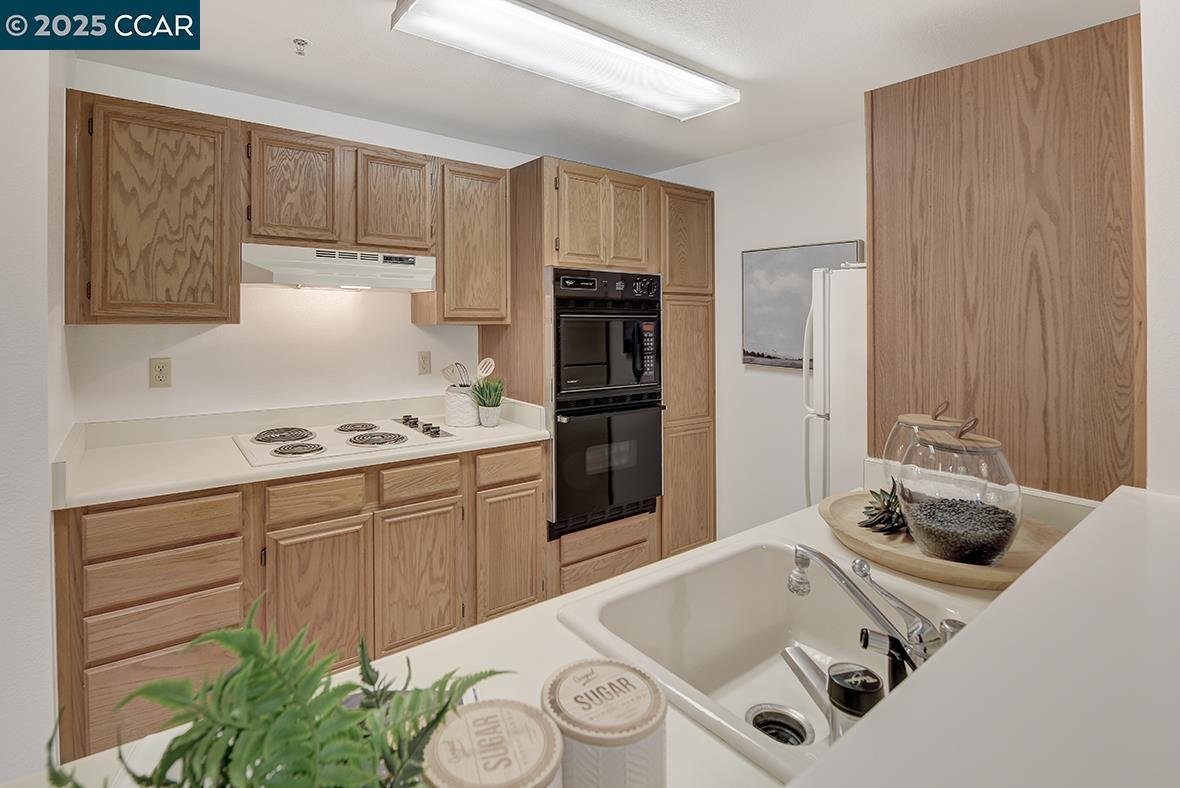 Photo #6: 41113109 Listing 