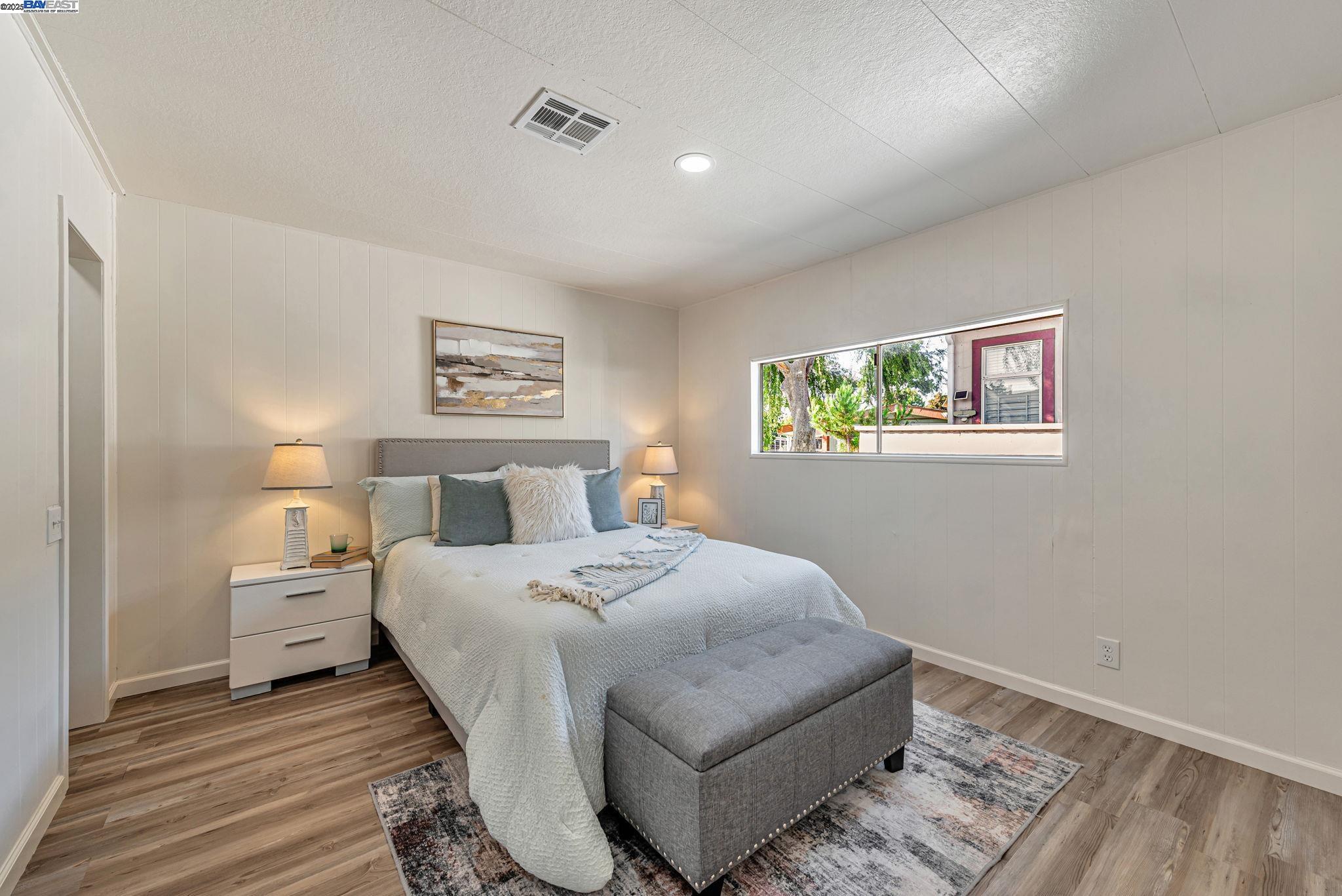 Detail Gallery Image 13 of 56 For 1111 Morse Ave Spc 17,  Sunnyvale,  CA 94089 - 2 Beds | 2 Baths
