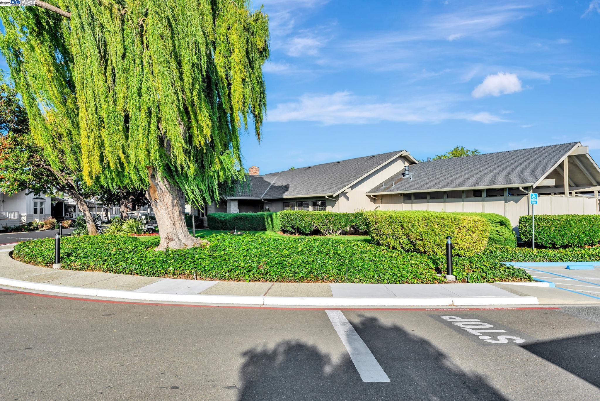 Detail Gallery Image 53 of 56 For 1111 Morse Ave Spc 17,  Sunnyvale,  CA 94089 - 2 Beds | 2 Baths