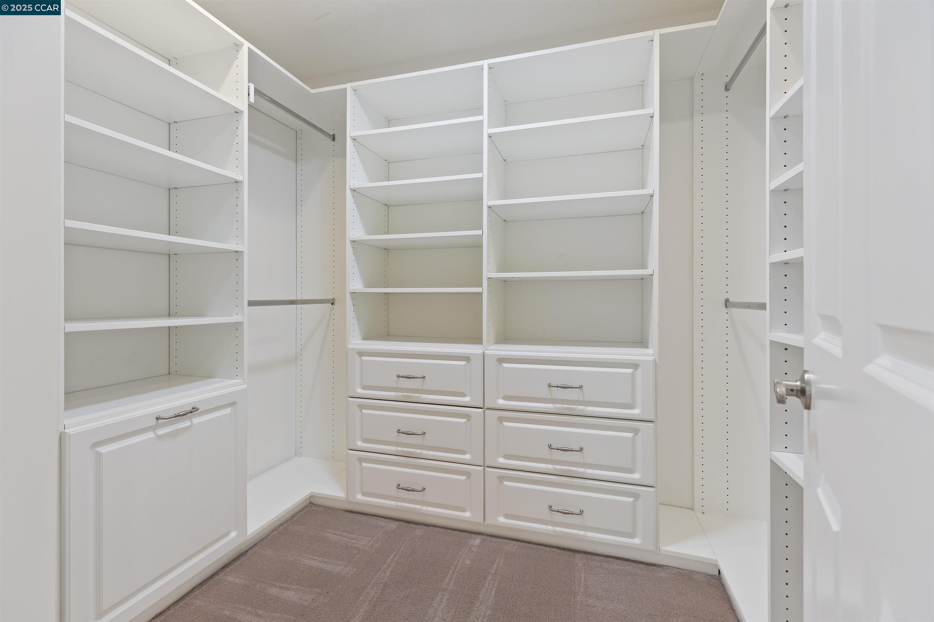 Detail Gallery Image 27 of 57 For 5 Corte Sombrita, Orinda,  CA 94563 - 4 Beds | 3 Baths