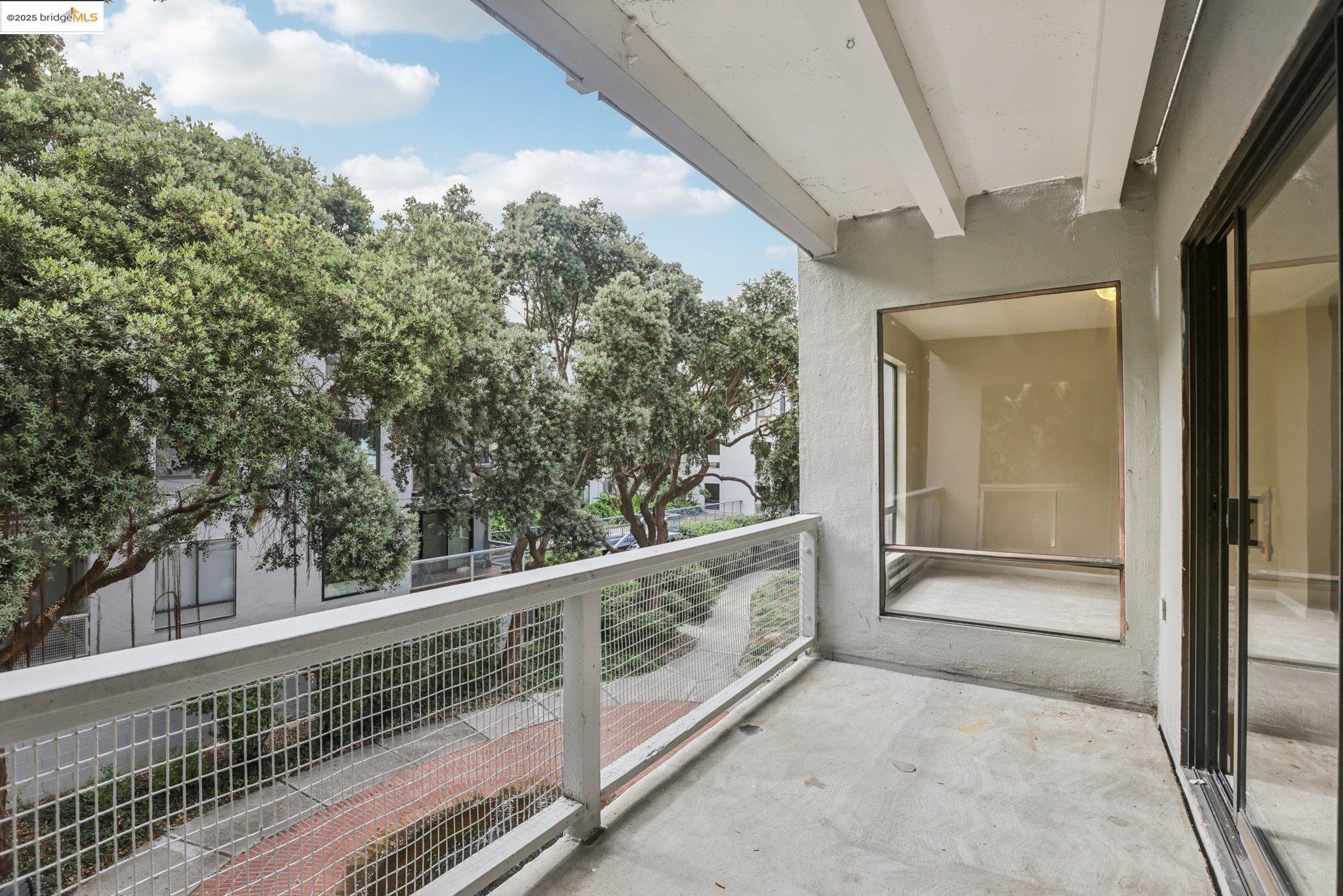 Photo #8: 41113133 Listing: Photo #8