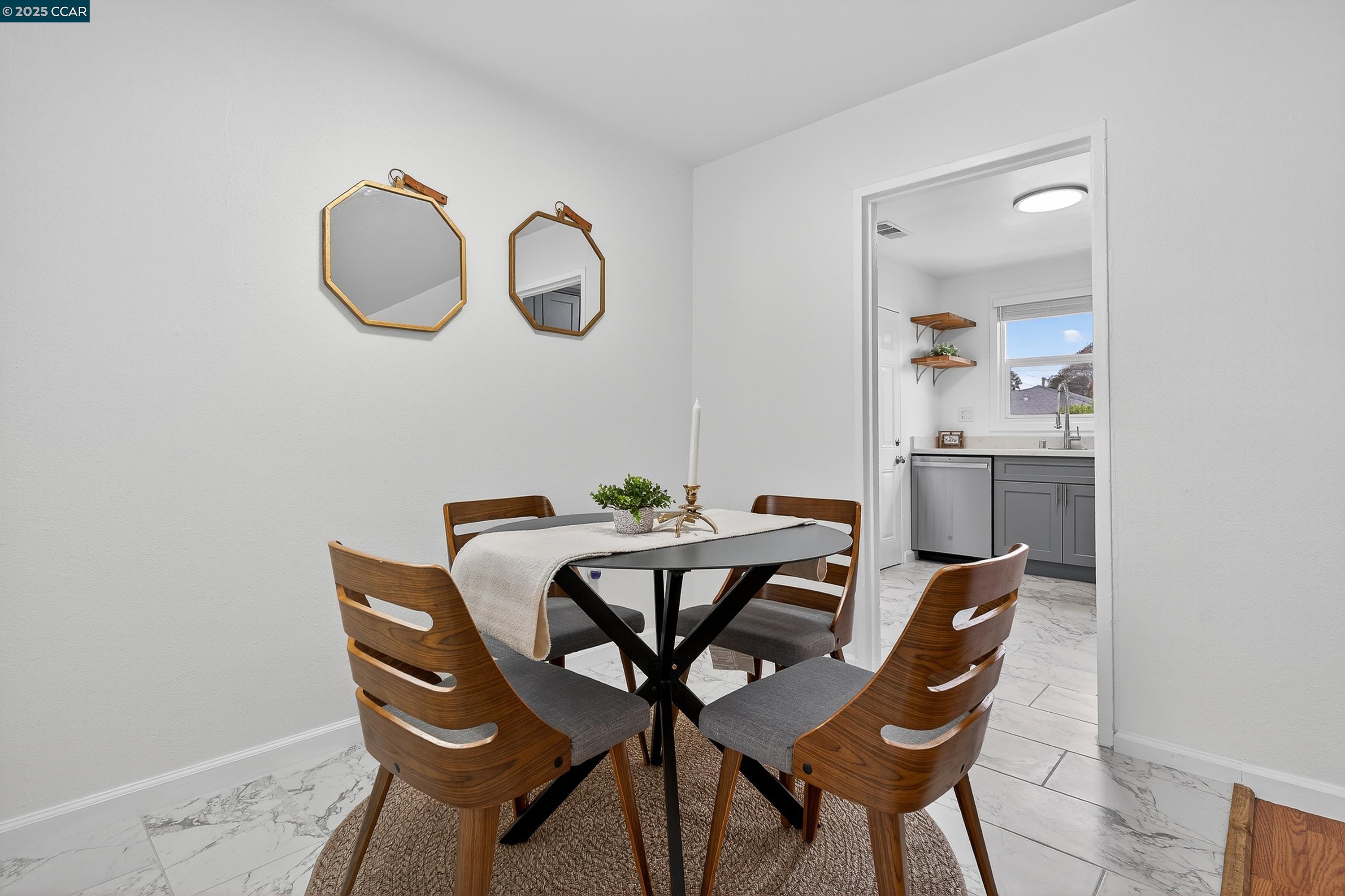 Detail Gallery Image 15 of 42 For 2921 Rollingwood Dr, San Pablo,  CA 94806 - 3 Beds | 1 Baths