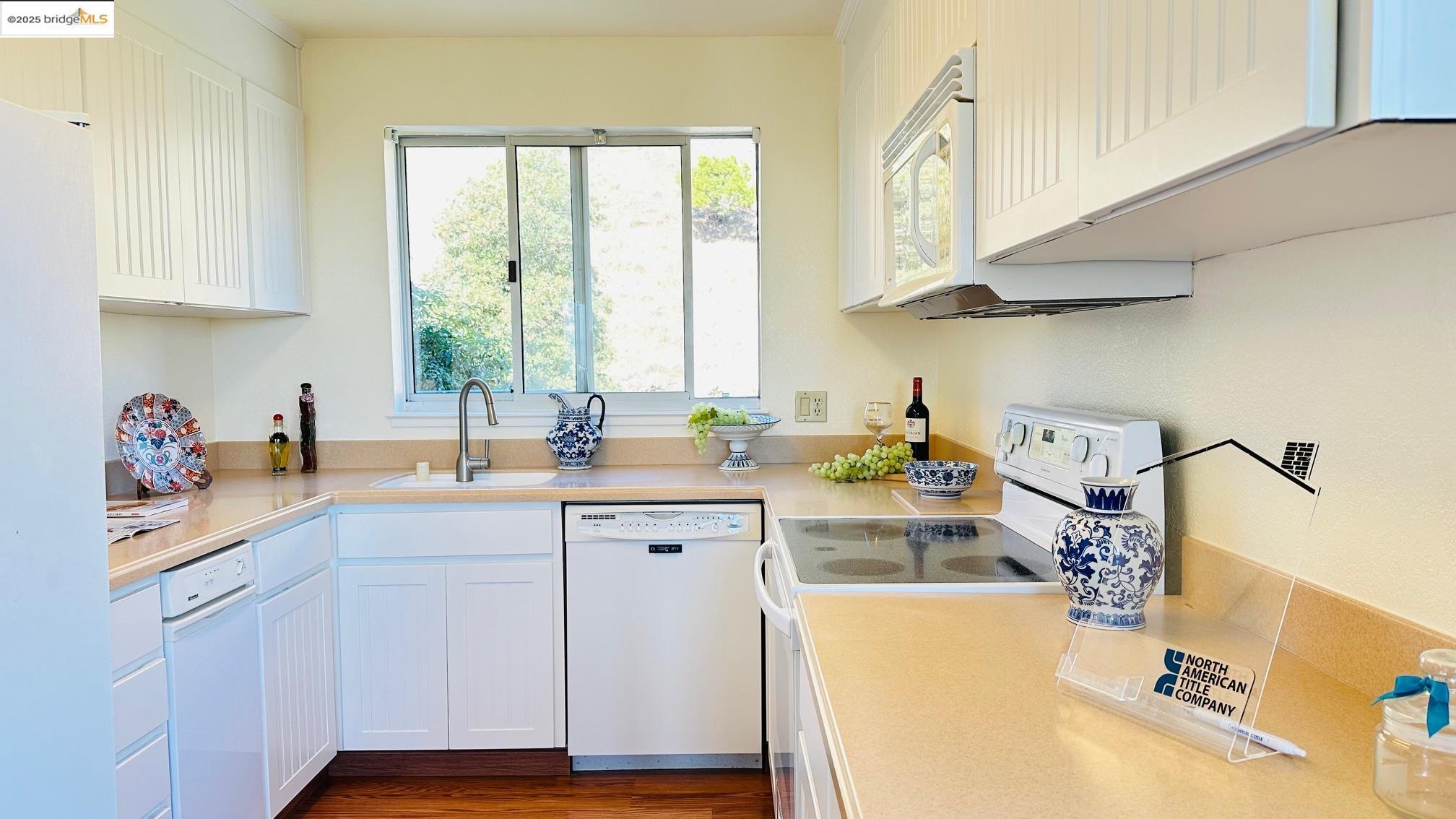 Photo #16: 41113143 Listing: Photo #16