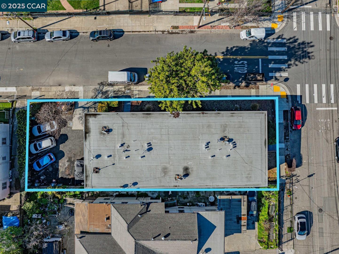 Detail Gallery Image 20 of 26 For 2244 12th Ave, Oakland,  CA 94606 - – Beds | – Baths