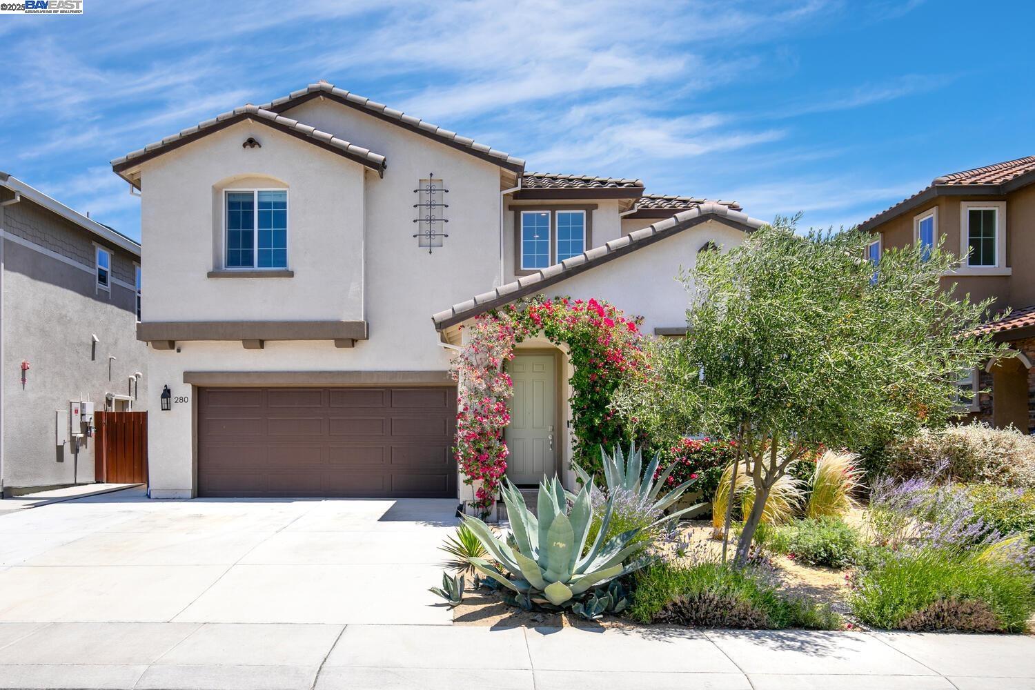 Detail Gallery Image 4 of 52 For 280 Coolcrest Dr., Oakley,  CA 94561-2865 - 4 Beds | 3 Baths