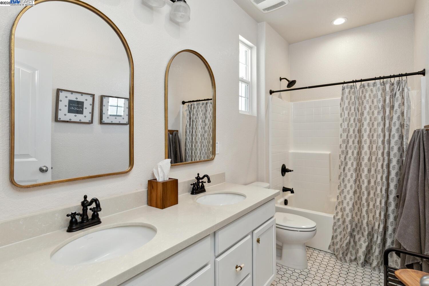 Detail Gallery Image 31 of 52 For 280 Coolcrest Dr., Oakley,  CA 94561-2865 - 4 Beds | 3 Baths